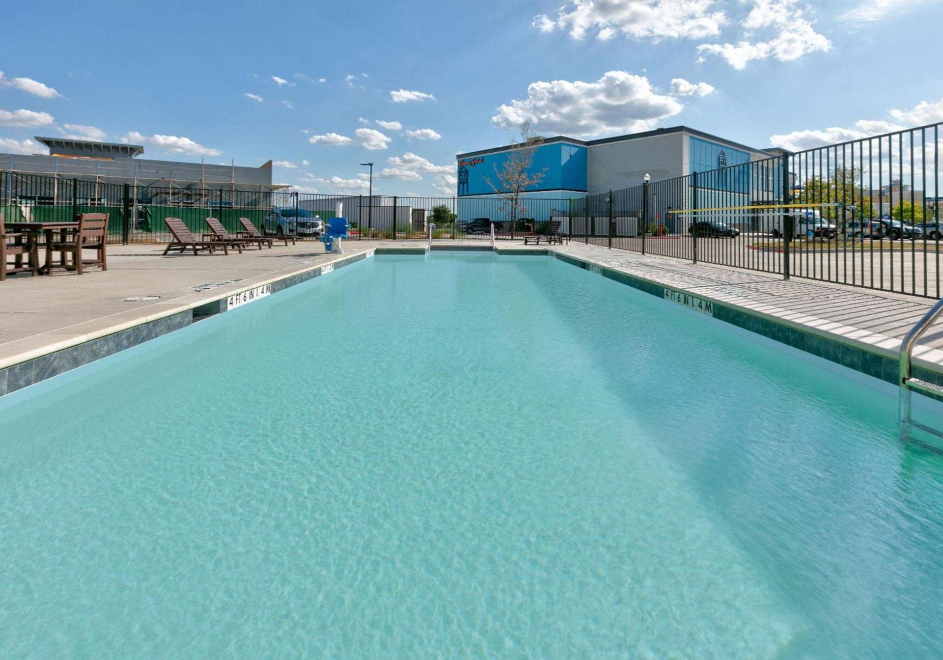 The Elm, a Ramada by Wyndham photo 16