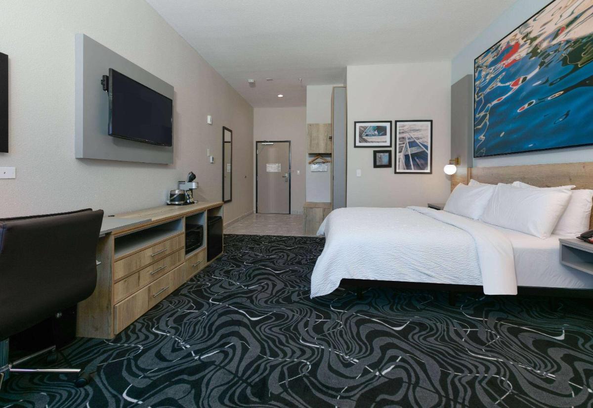 The Elm, a Ramada by Wyndham photo 31