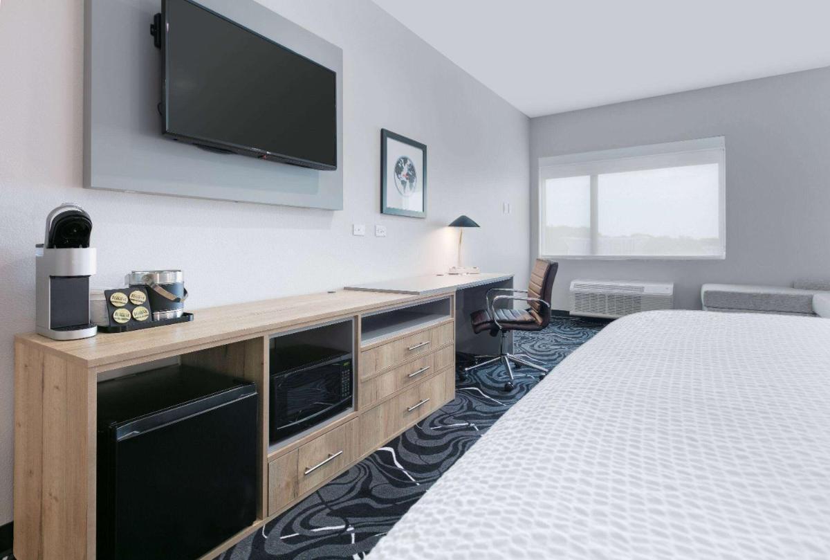 The Elm, a Ramada by Wyndham photo 43