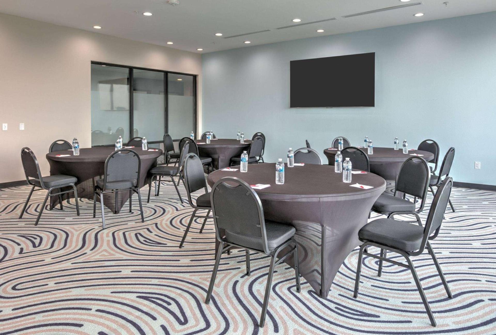 The Elm, a Ramada by Wyndham photo 3
