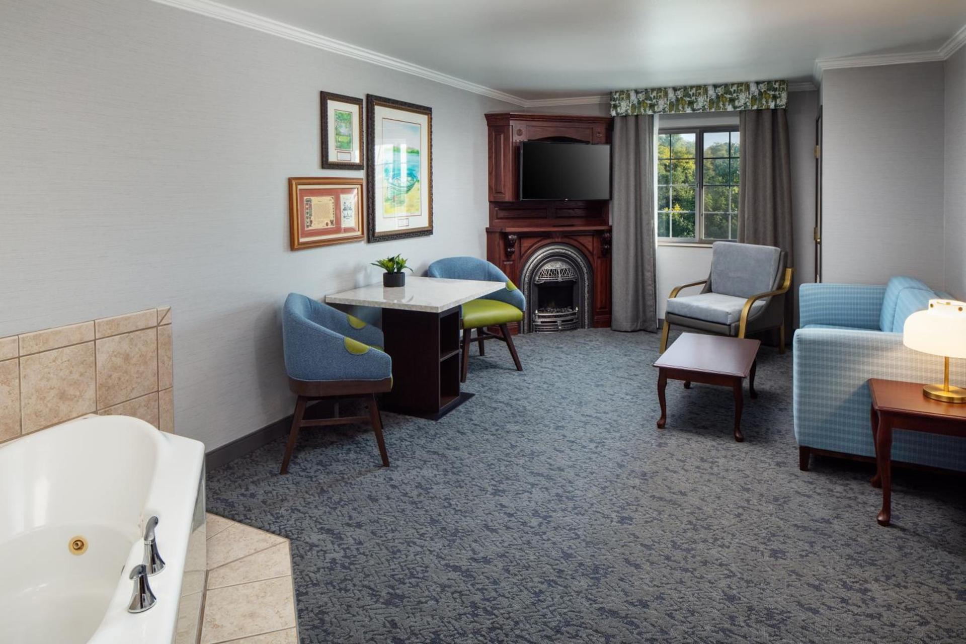Irish Cottage Inn & Suites photo 39