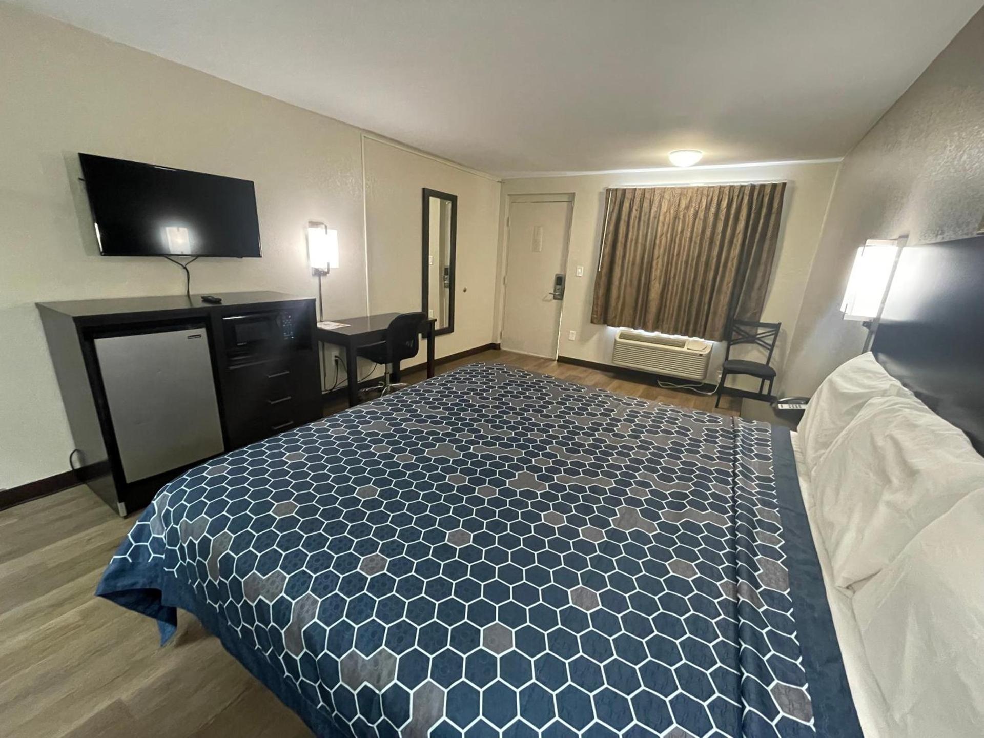 Royal Inn Motel photo 15