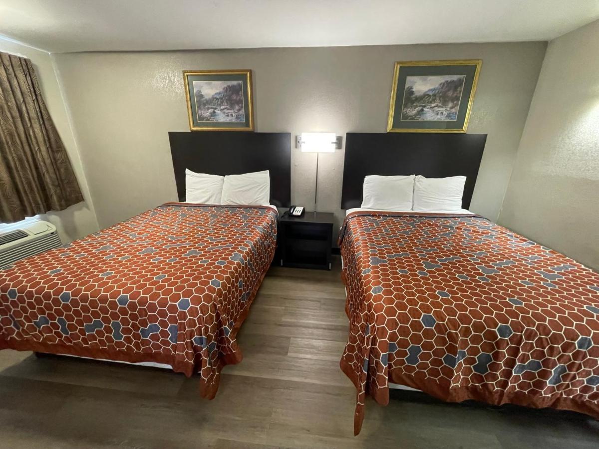 Royal Inn Motel photo 20