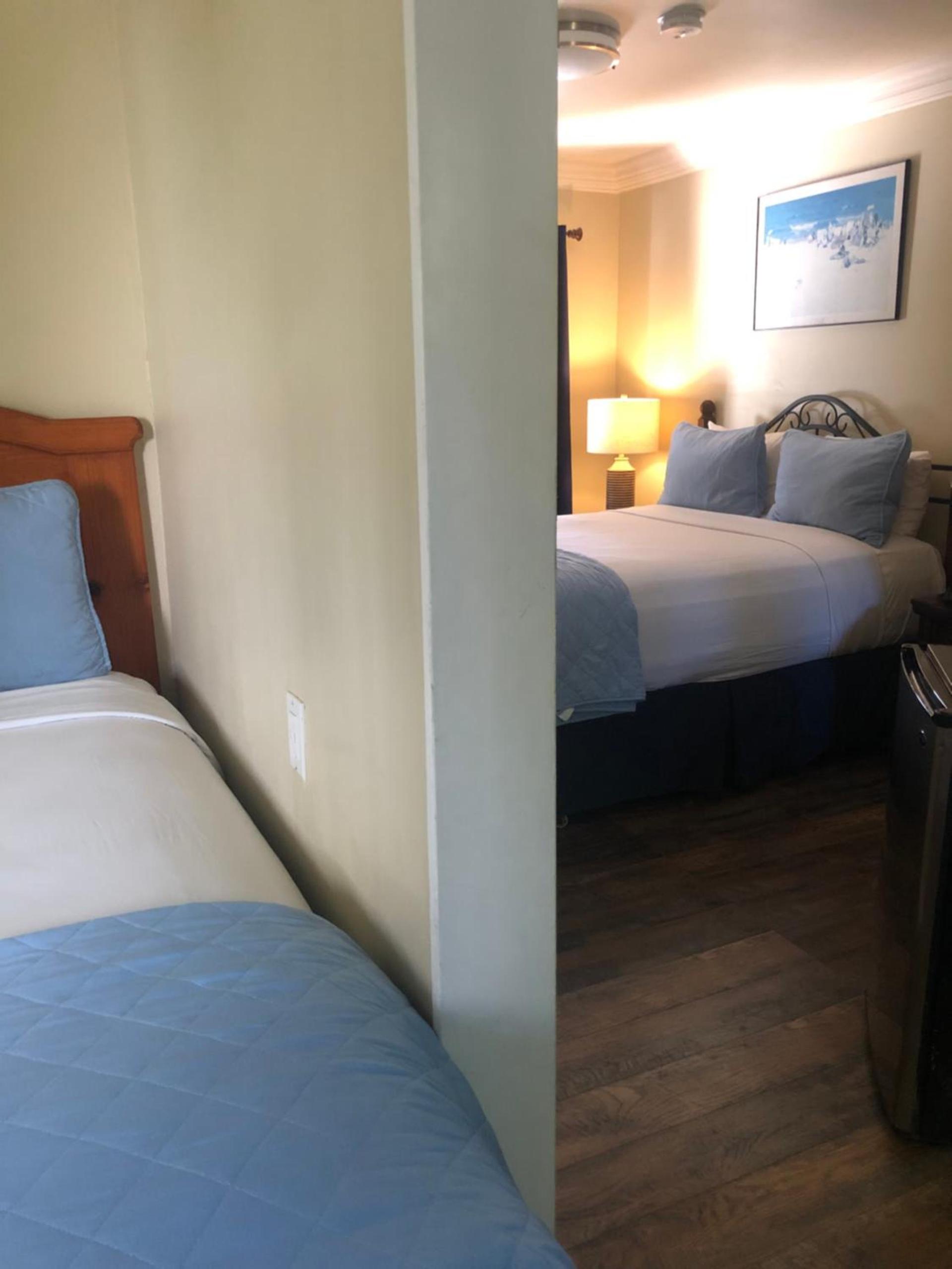 Rest Haven Motel photo 45