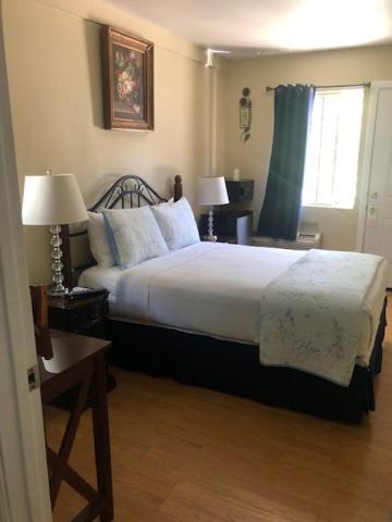 Rest Haven Motel photo 51