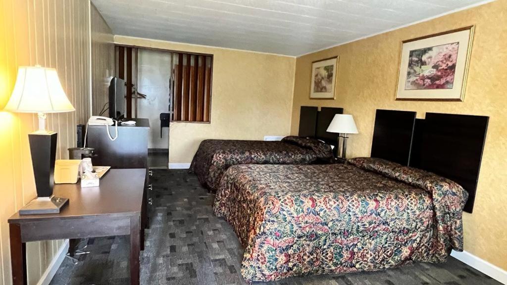 Budget Host Inn photo 19