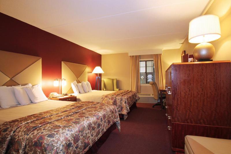 Fireside Inn & Suites West Lebanon photo 52