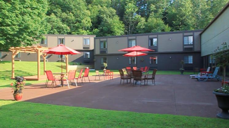 Fireside Inn & Suites West Lebanon photo 56