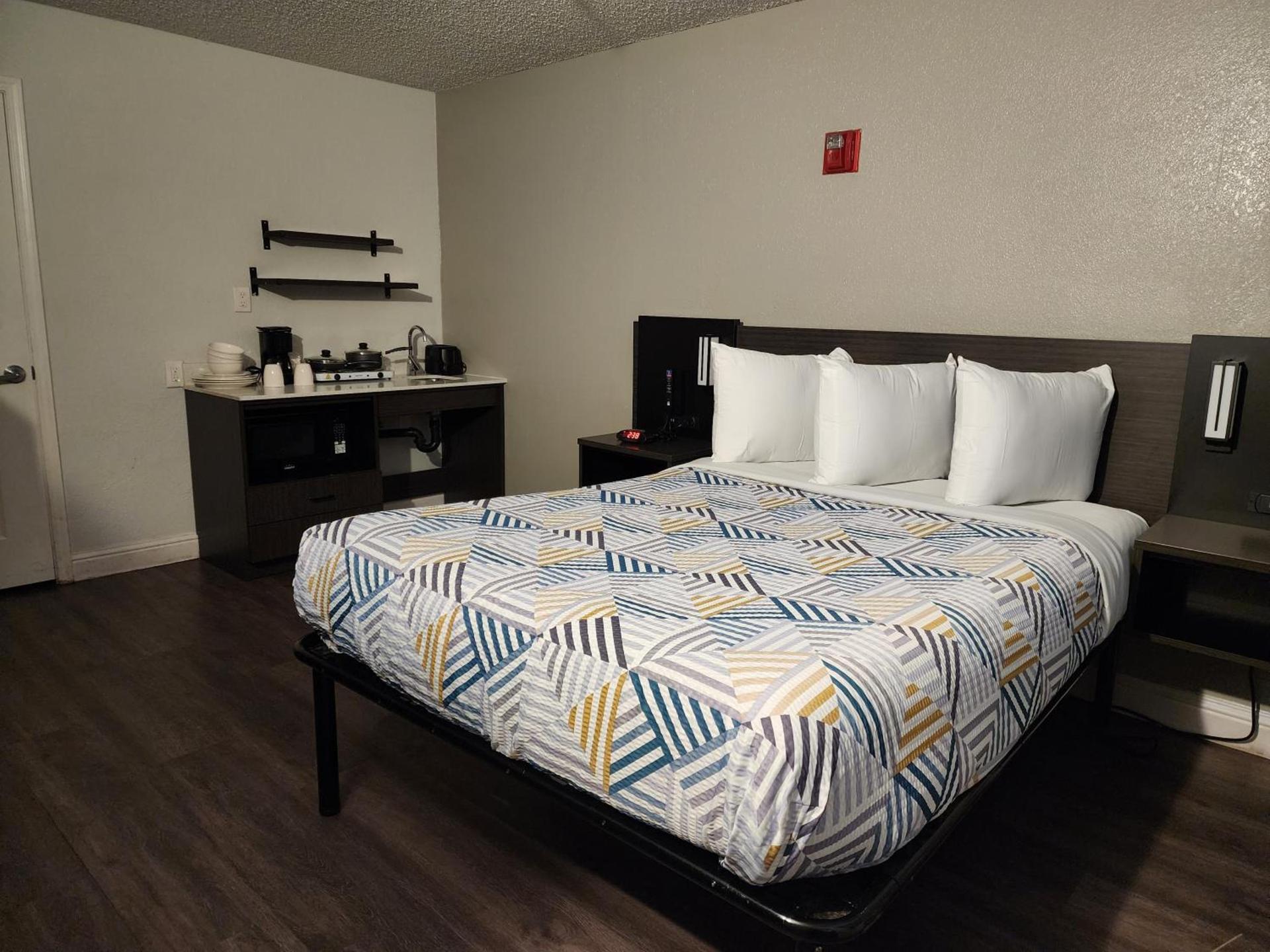 Studio 6 Sacramento, CA Natomas photo 9