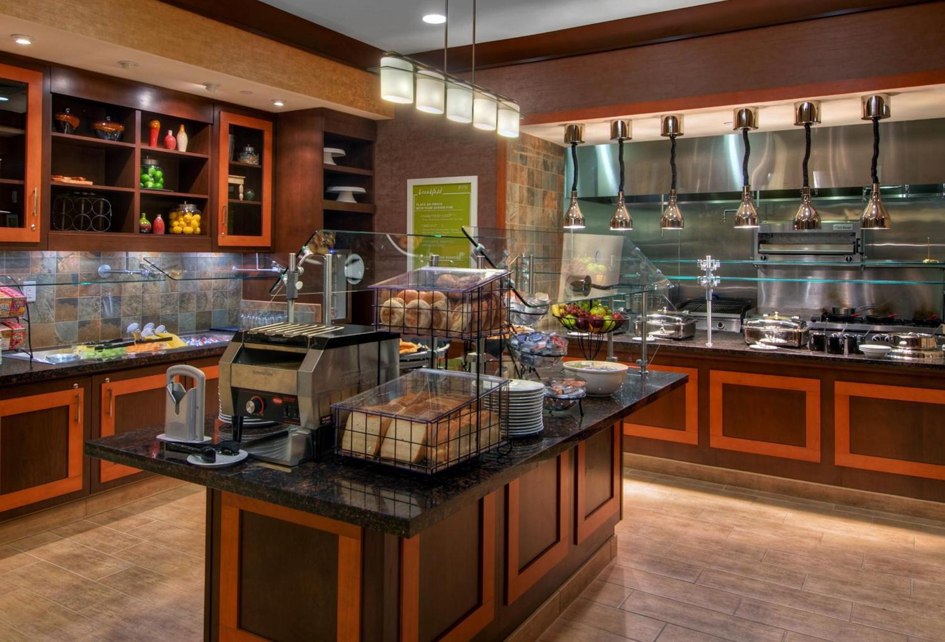 Hilton Garden Inn Fargo photo 50