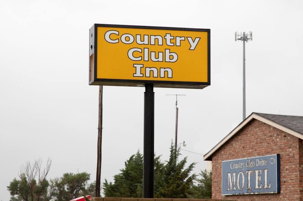 country club inn photo 10