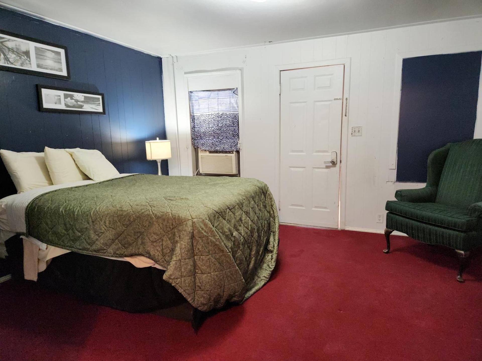 country club inn photo 9
