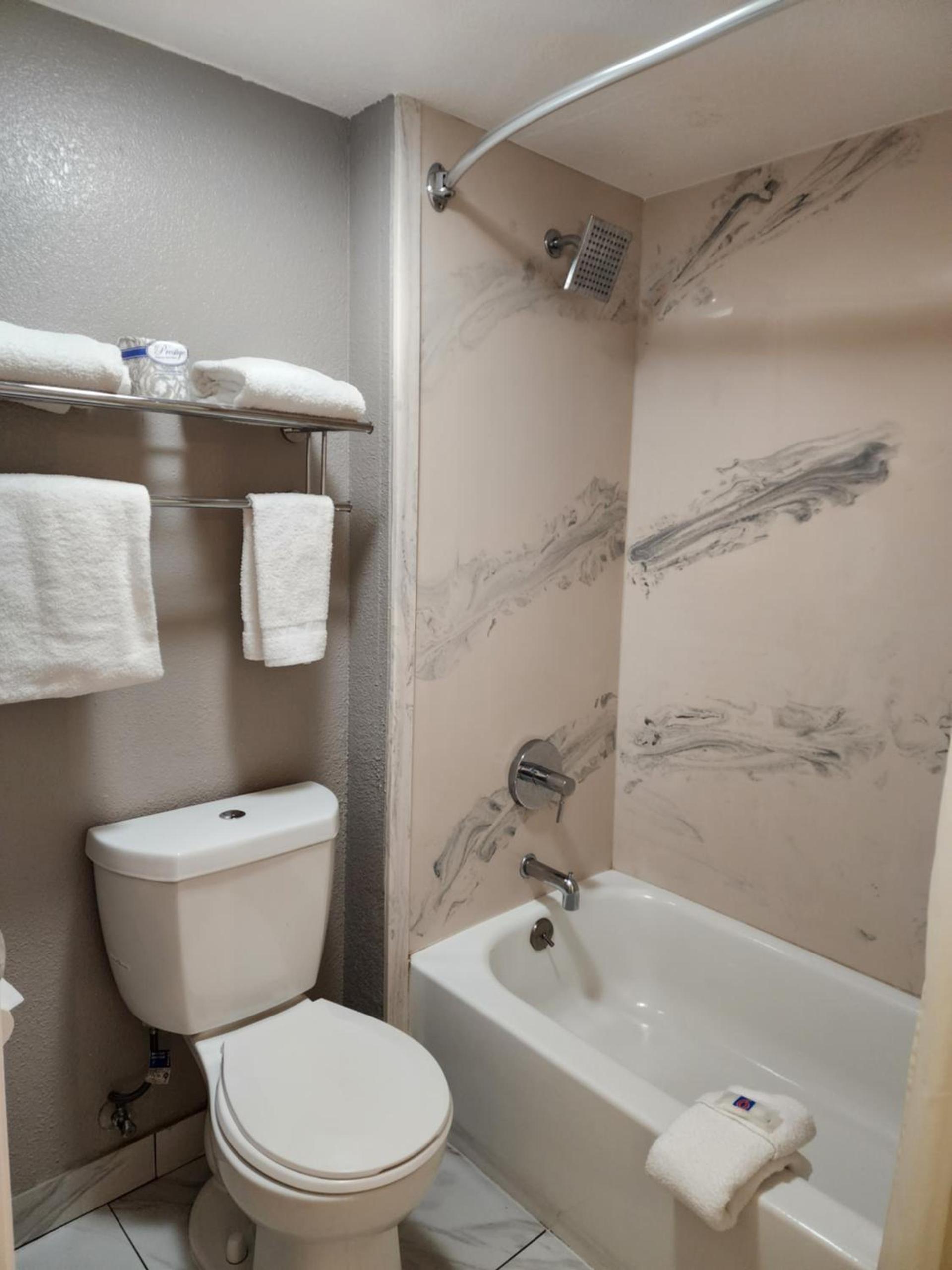 Studio 6 Sacramento, CA Natomas photo 22