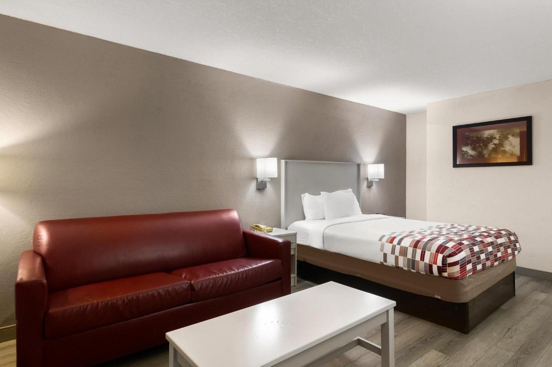 Red Roof Inn Kingsland photo 14