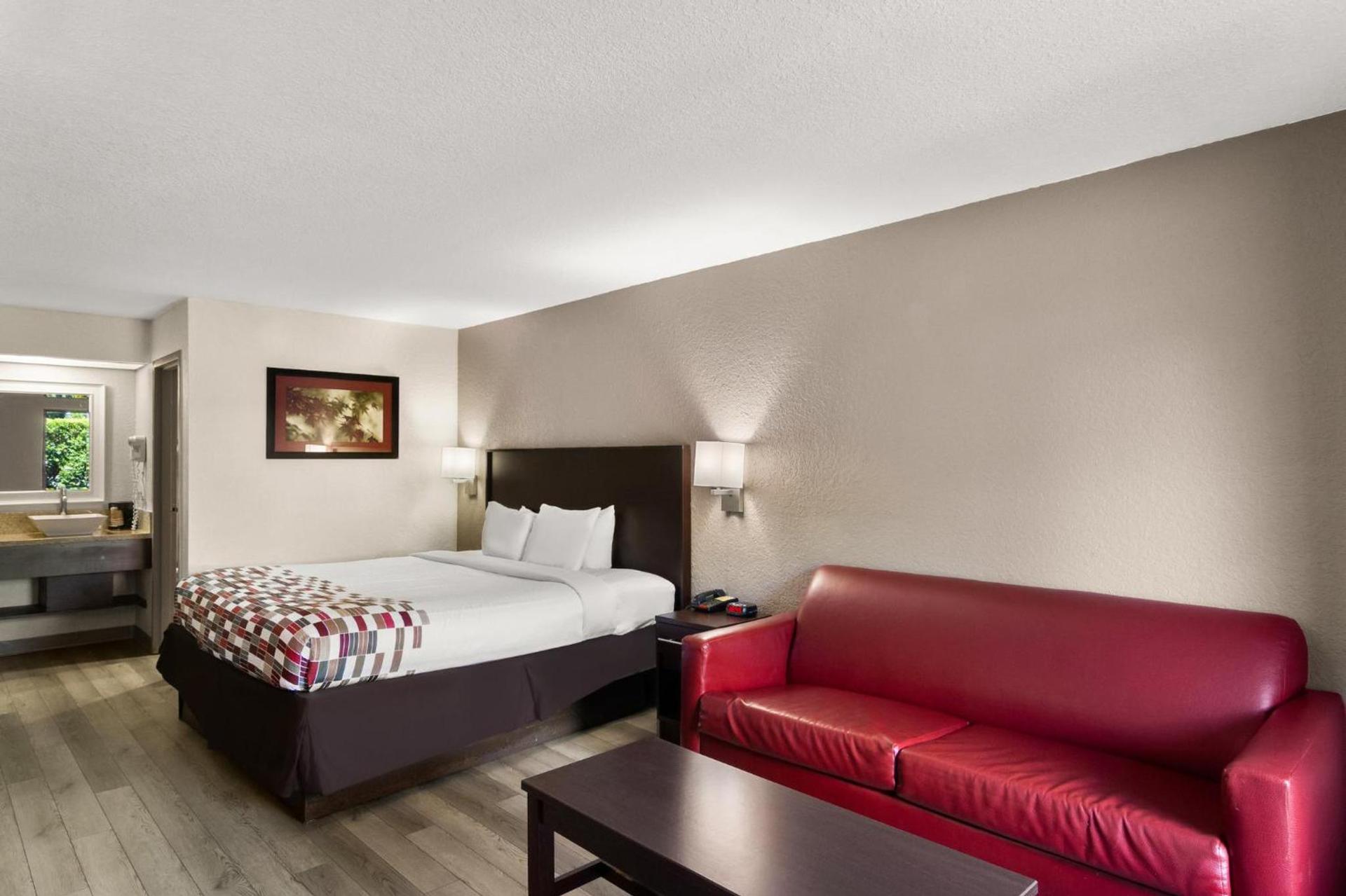 Red Roof Inn Kingsland photo 2