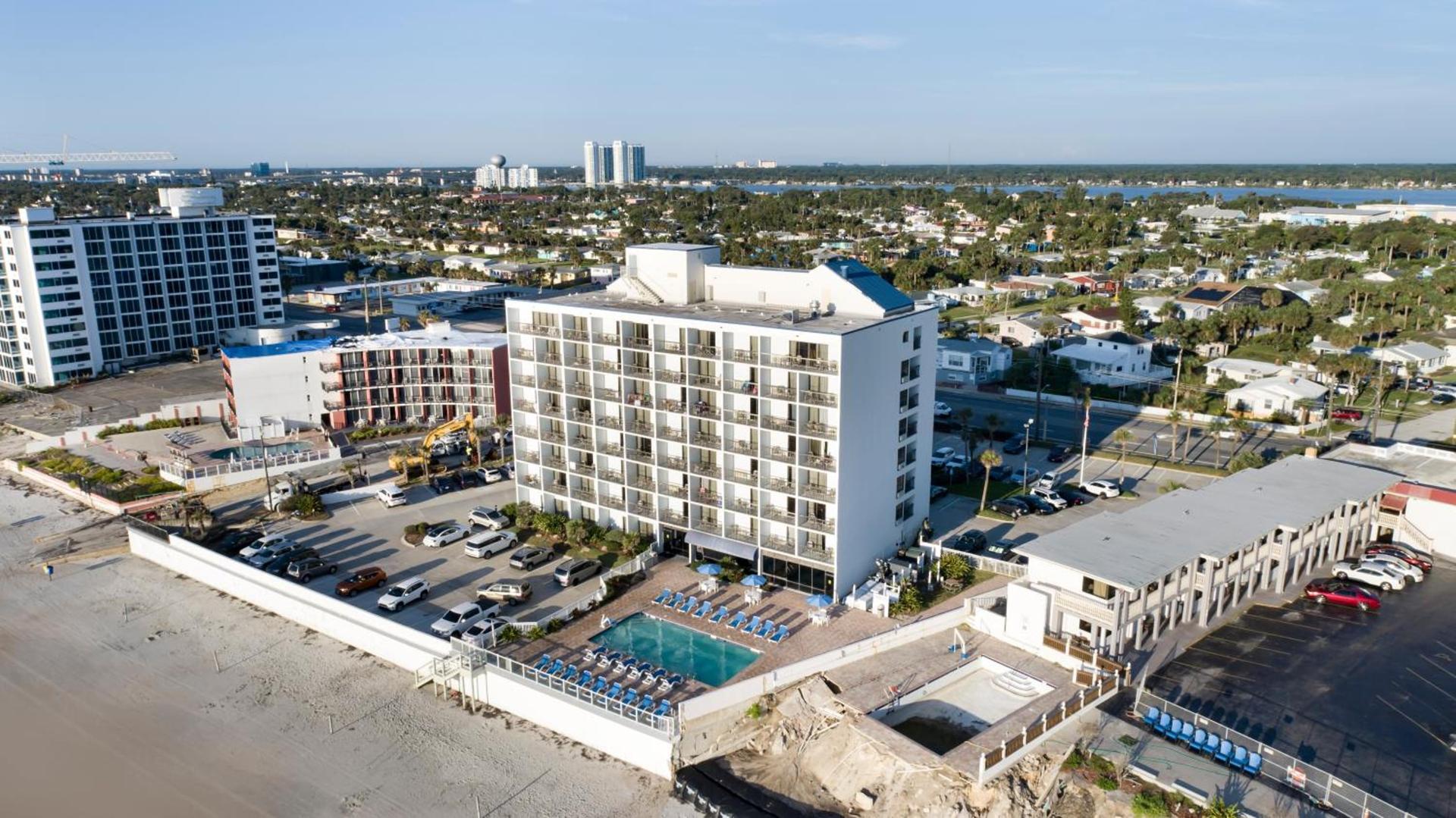 Tropical Winds Resort Hotel photo 10