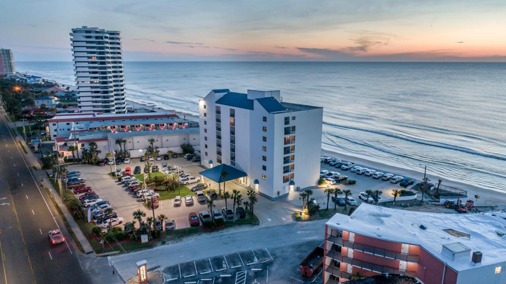 Tropical Winds Resort Hotel — hotel in Daytona Beach