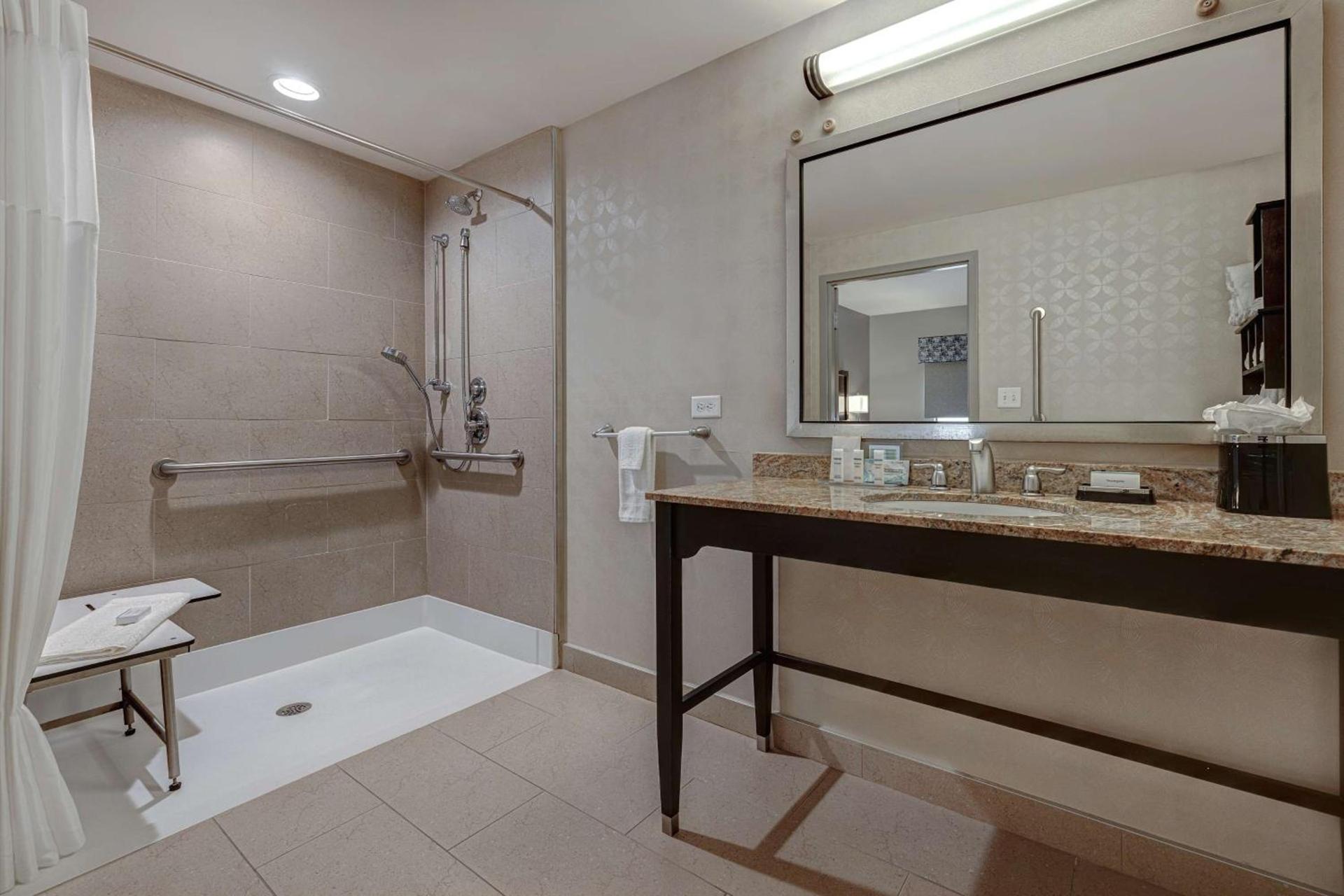 Hampton Inn & Suites Tampa Northwest/Oldsmar photo 16