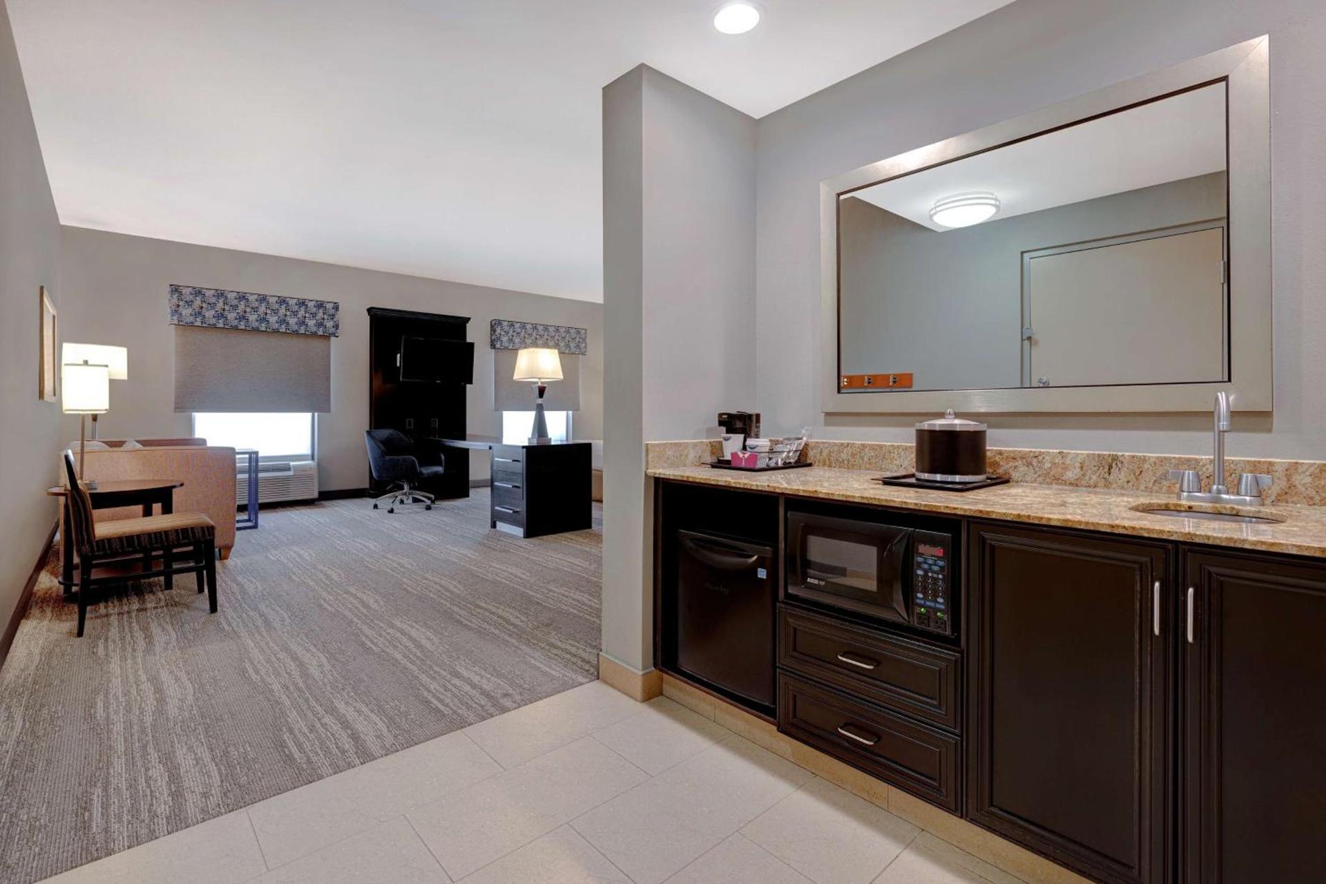 Hampton Inn & Suites Tampa Northwest/Oldsmar photo 19