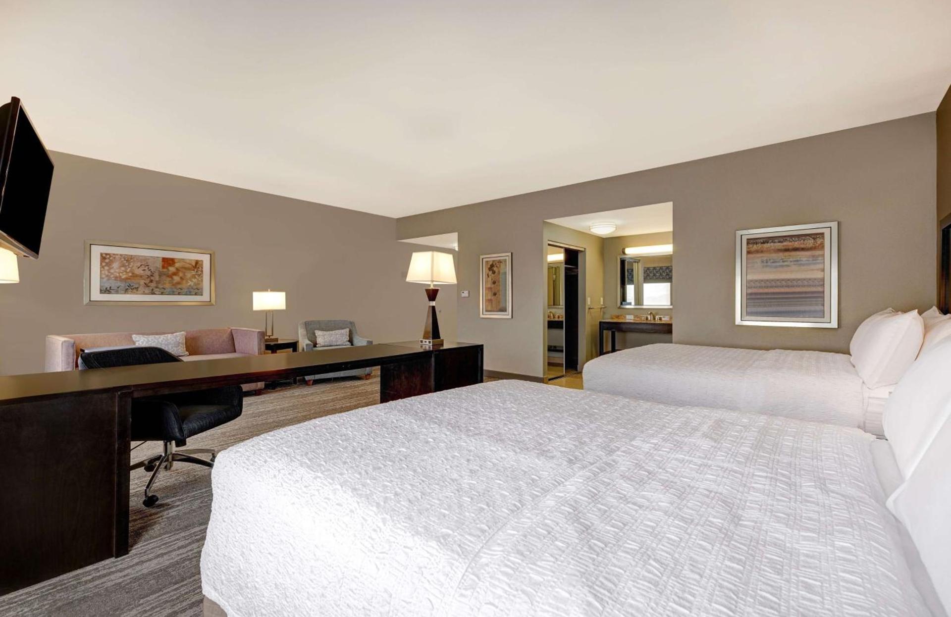 Hampton Inn & Suites Tampa Northwest/Oldsmar photo 25