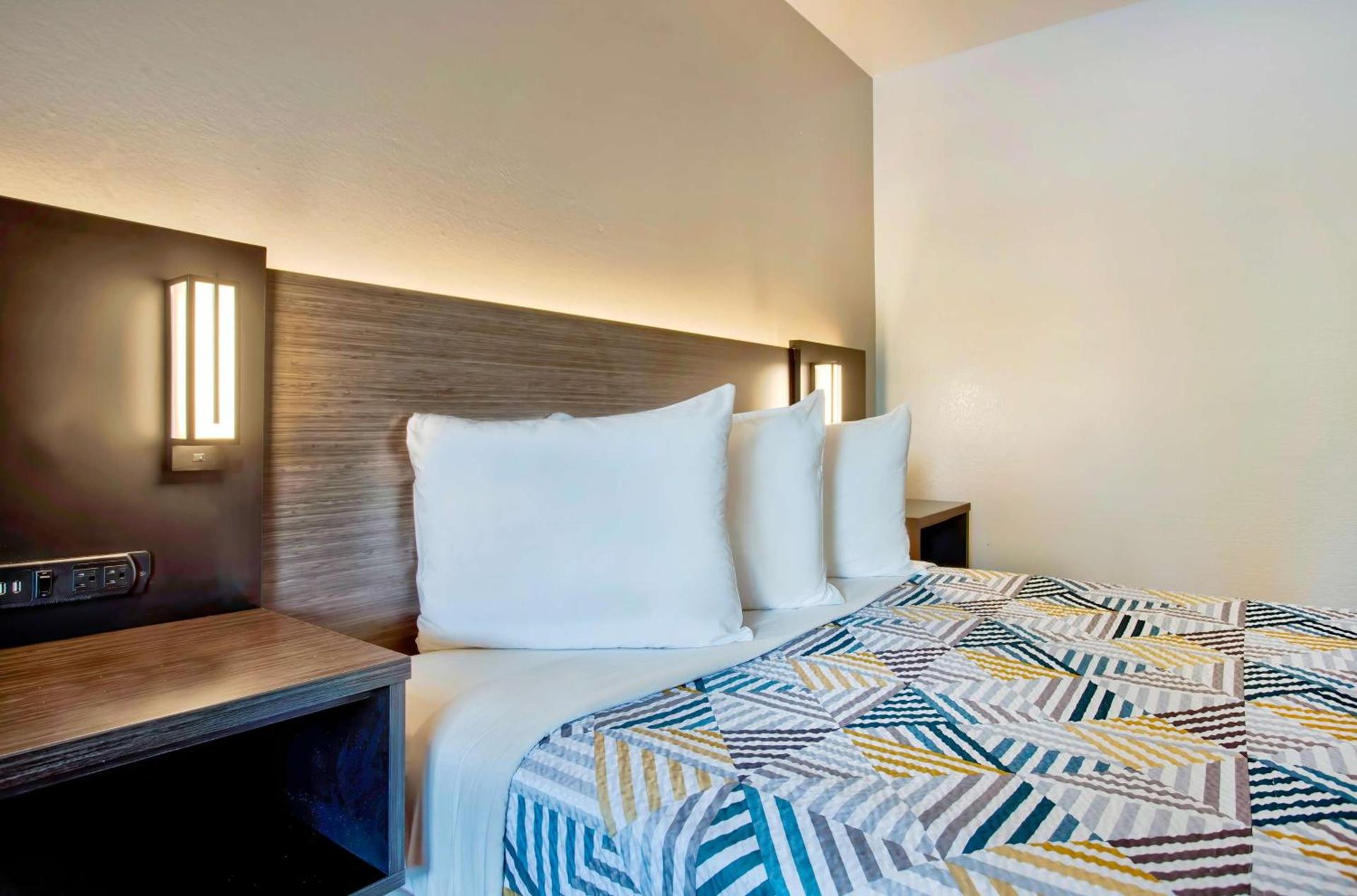 Motel 6-Salem, OR - Expo Center photo 12