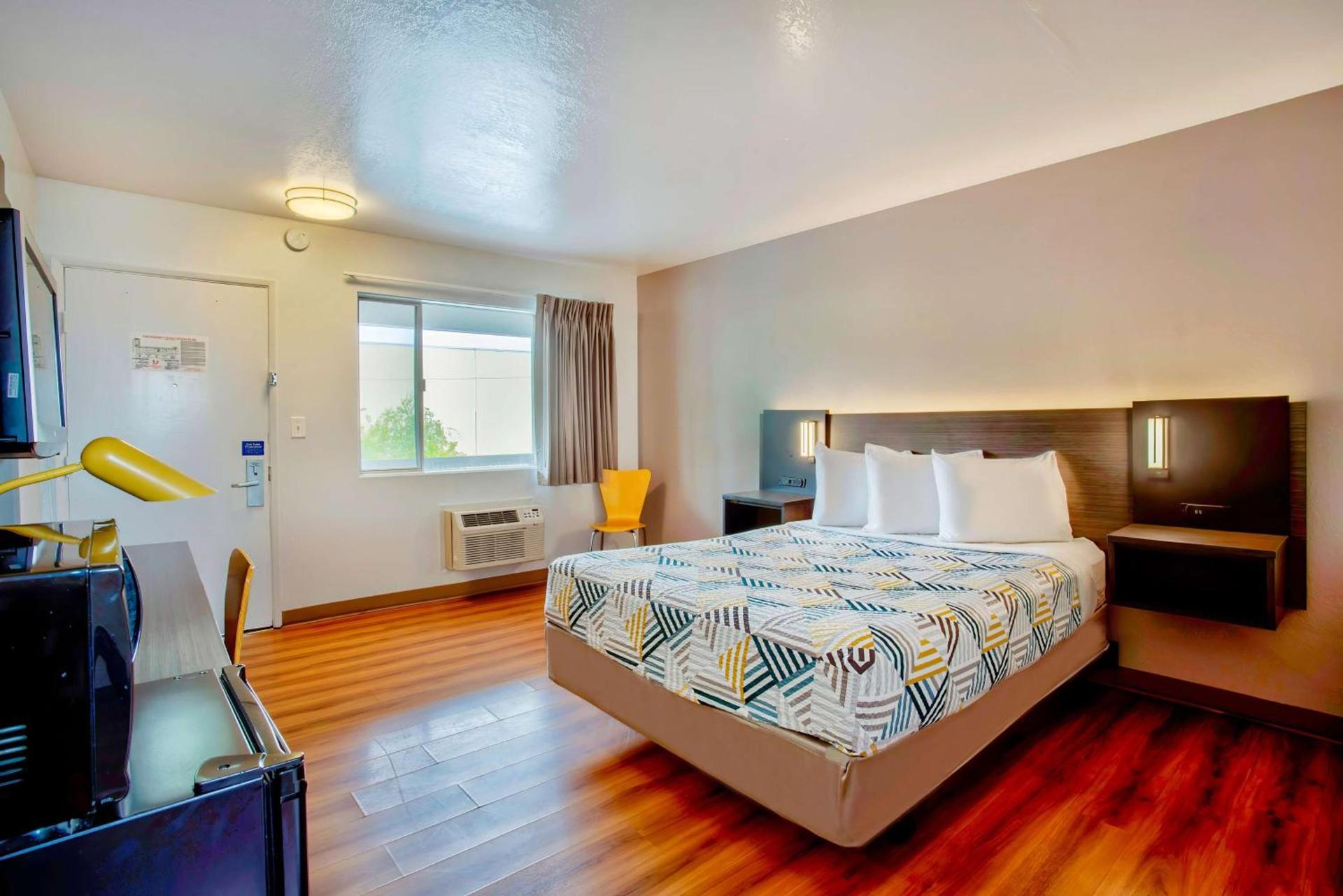 Motel 6-Salem, OR - Expo Center photo 13