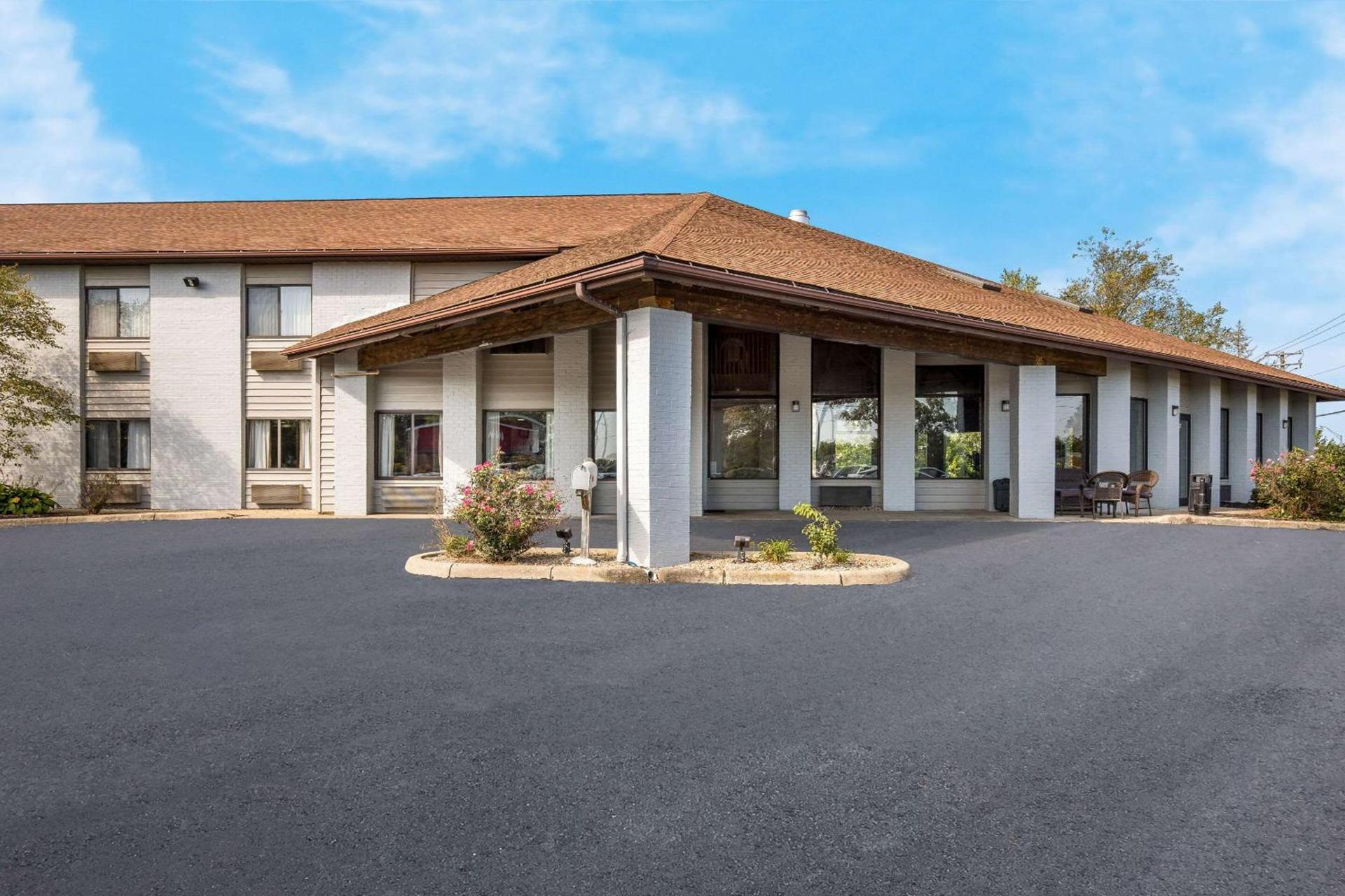 Quality Inn Ashland I 71 & US 250 photo 2