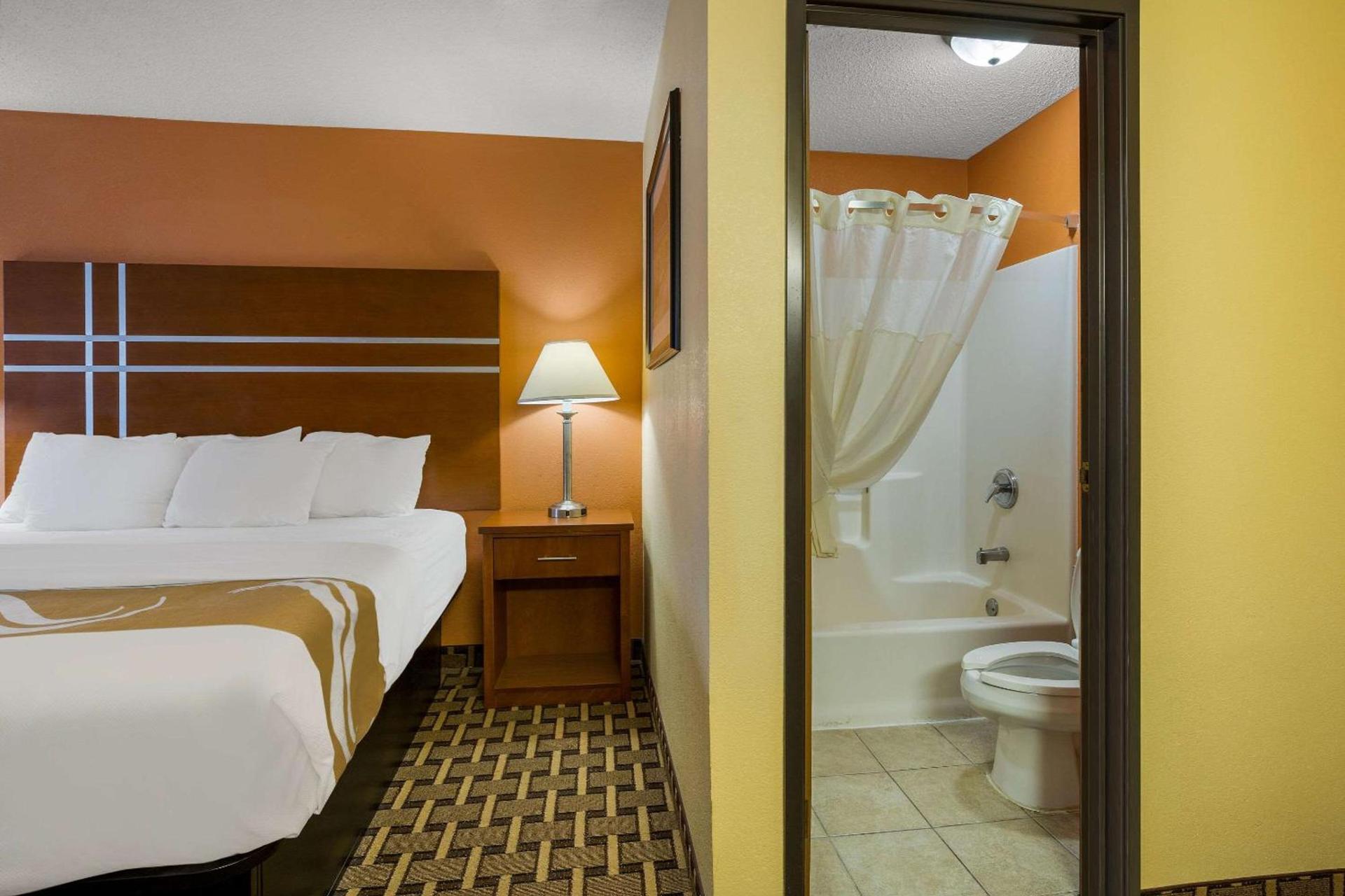 Quality Inn Ashland I 71 & US 250 photo 11
