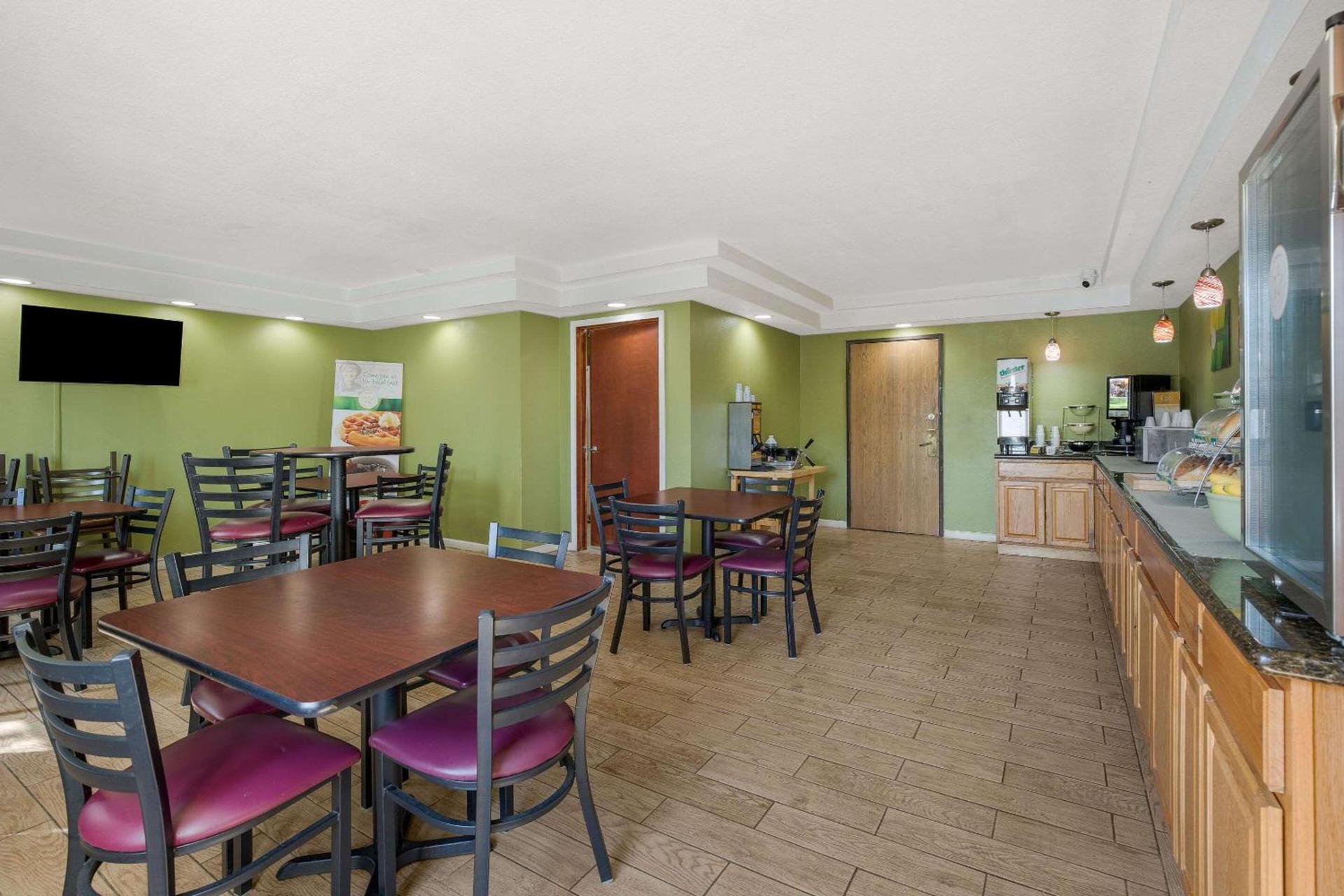 Quality Inn Ashland I 71 & US 250 photo 27