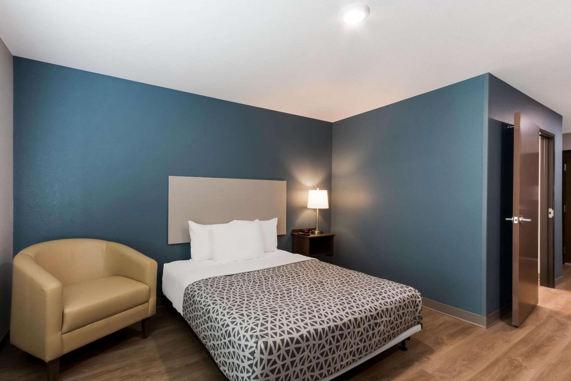 WoodSpring Suites Chandler Airport photo 14