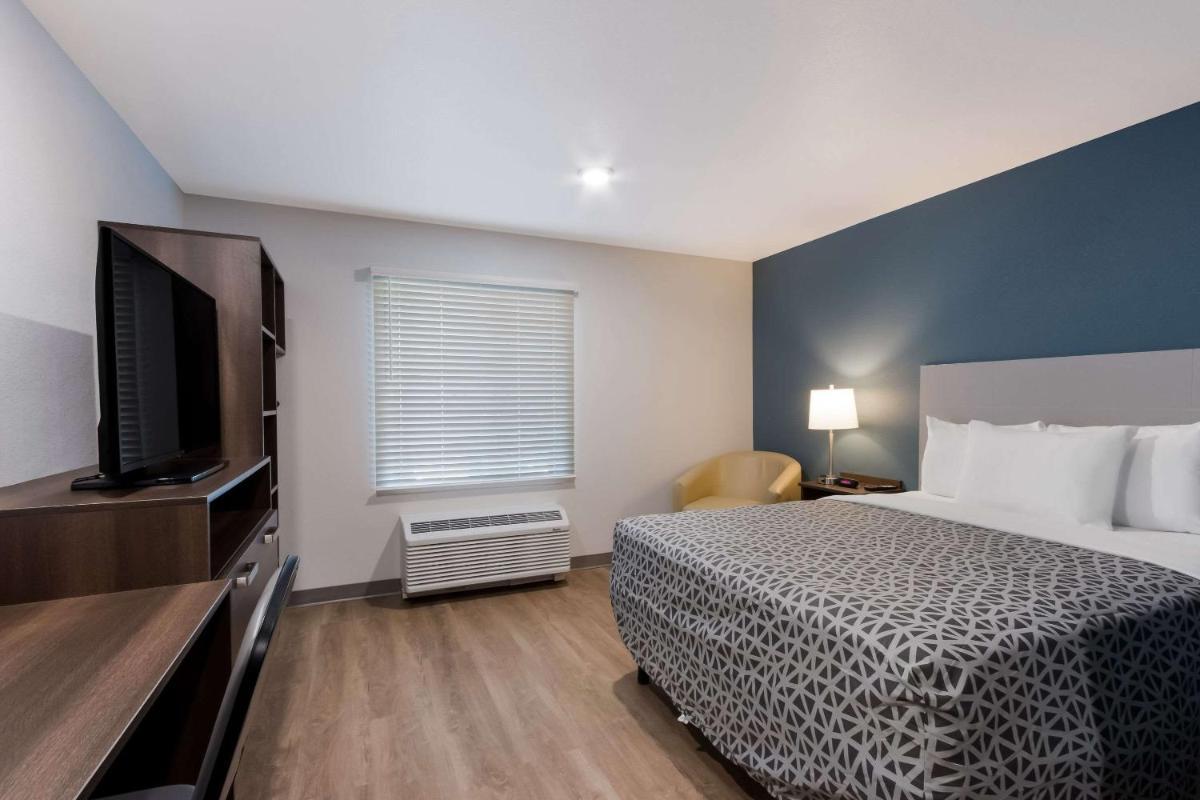 WoodSpring Suites Chandler Airport photo 26