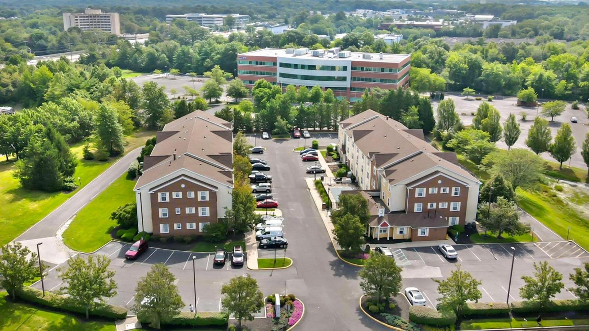 MainStay Suites Mt Laurel - Philadelphia photo 10