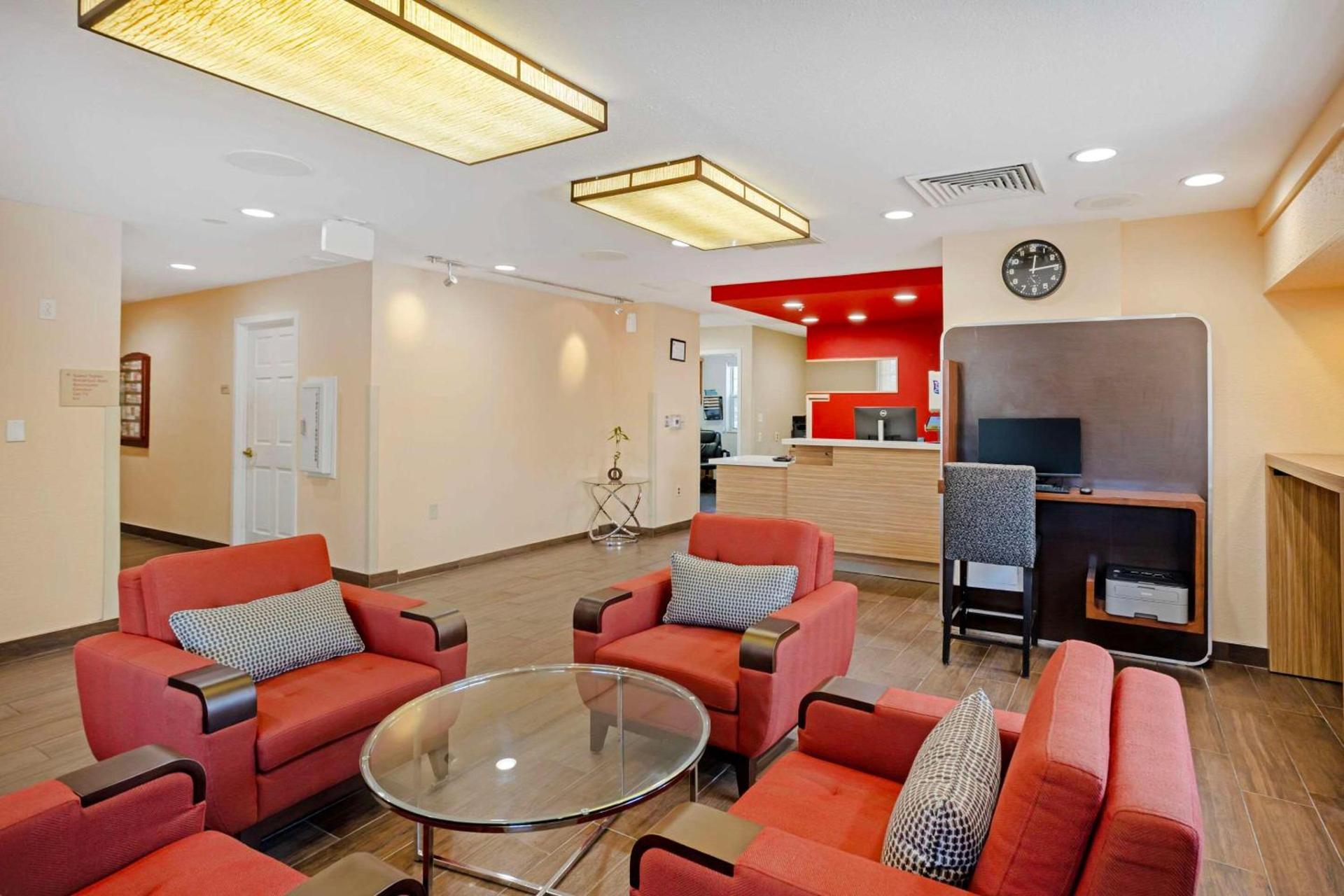 MainStay Suites Mt Laurel - Philadelphia photo 12