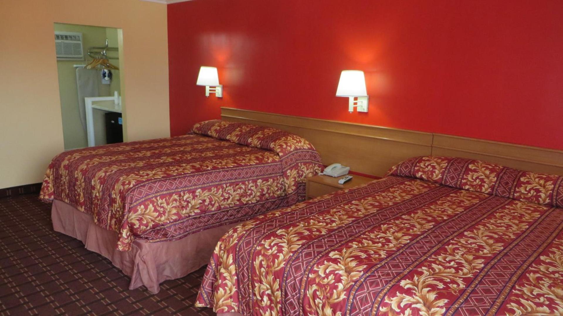 Friendship Motor Inn photo 19