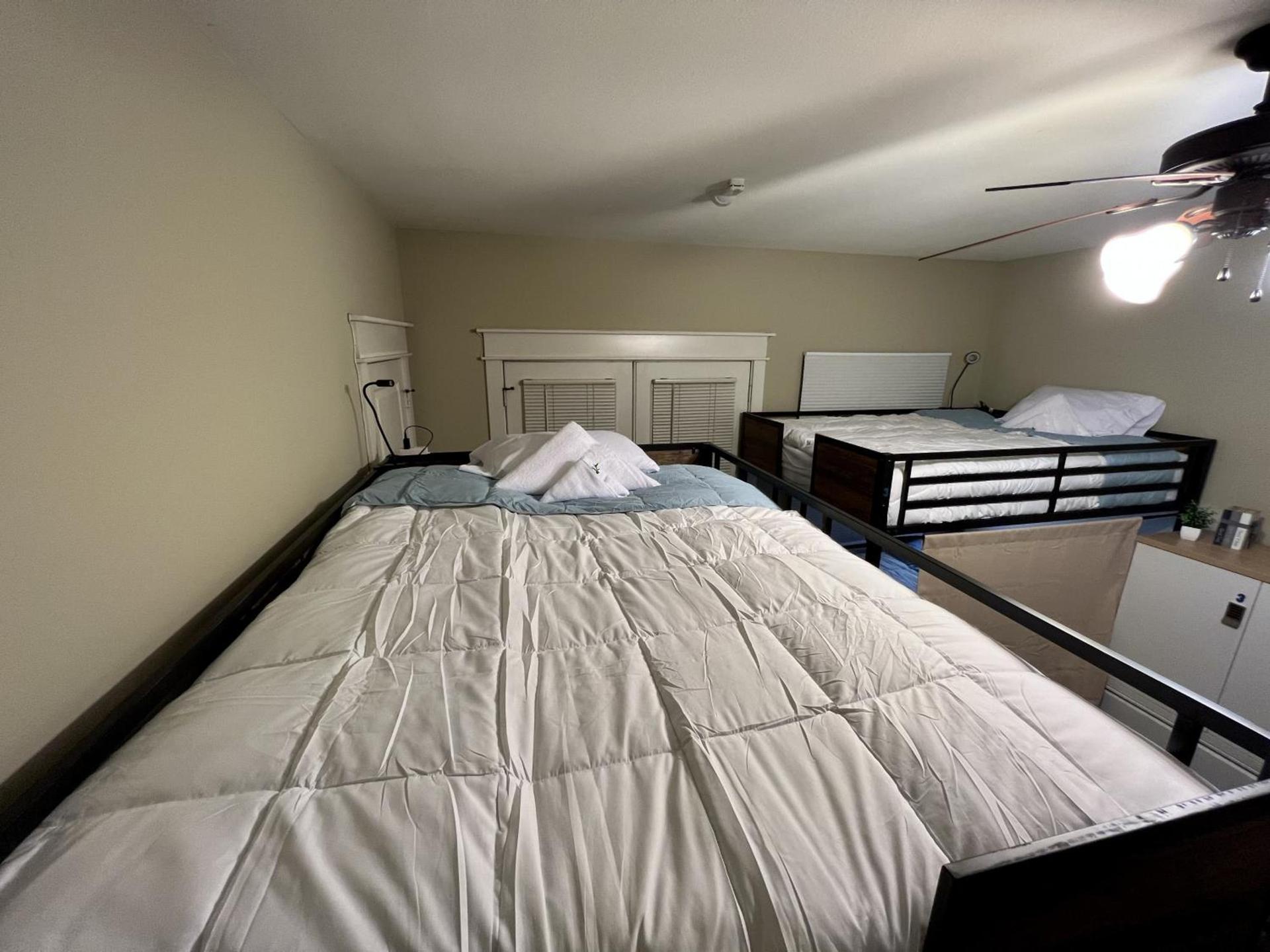 MyCrib Houston Hostel photo 15