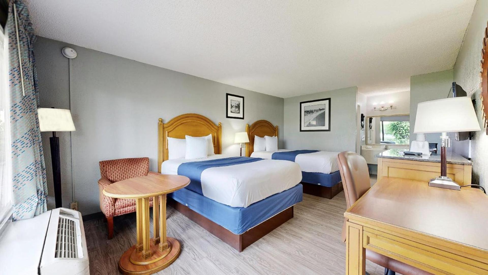 Days Inn by Wyndham Orlando Downtown photo 10