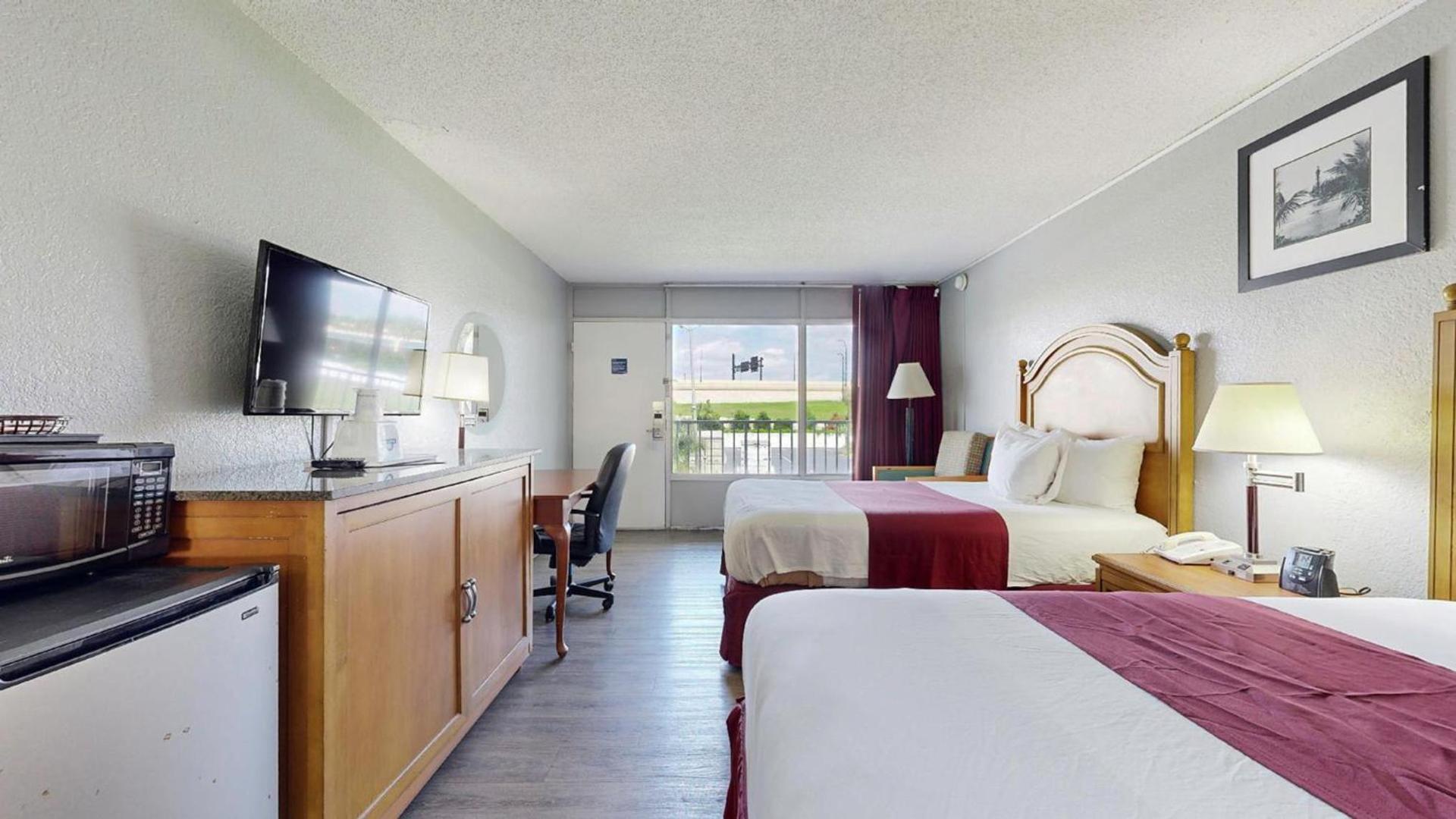 Days Inn by Wyndham Orlando Downtown photo 5