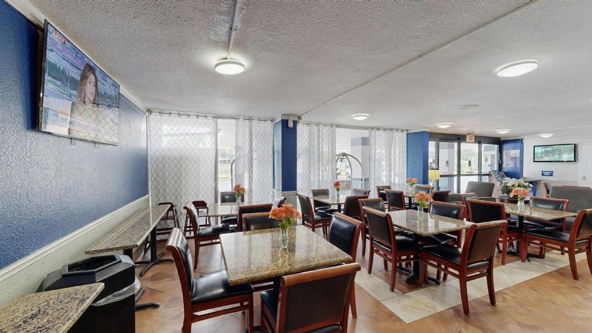 Days Inn by Wyndham Orlando Downtown photo 31