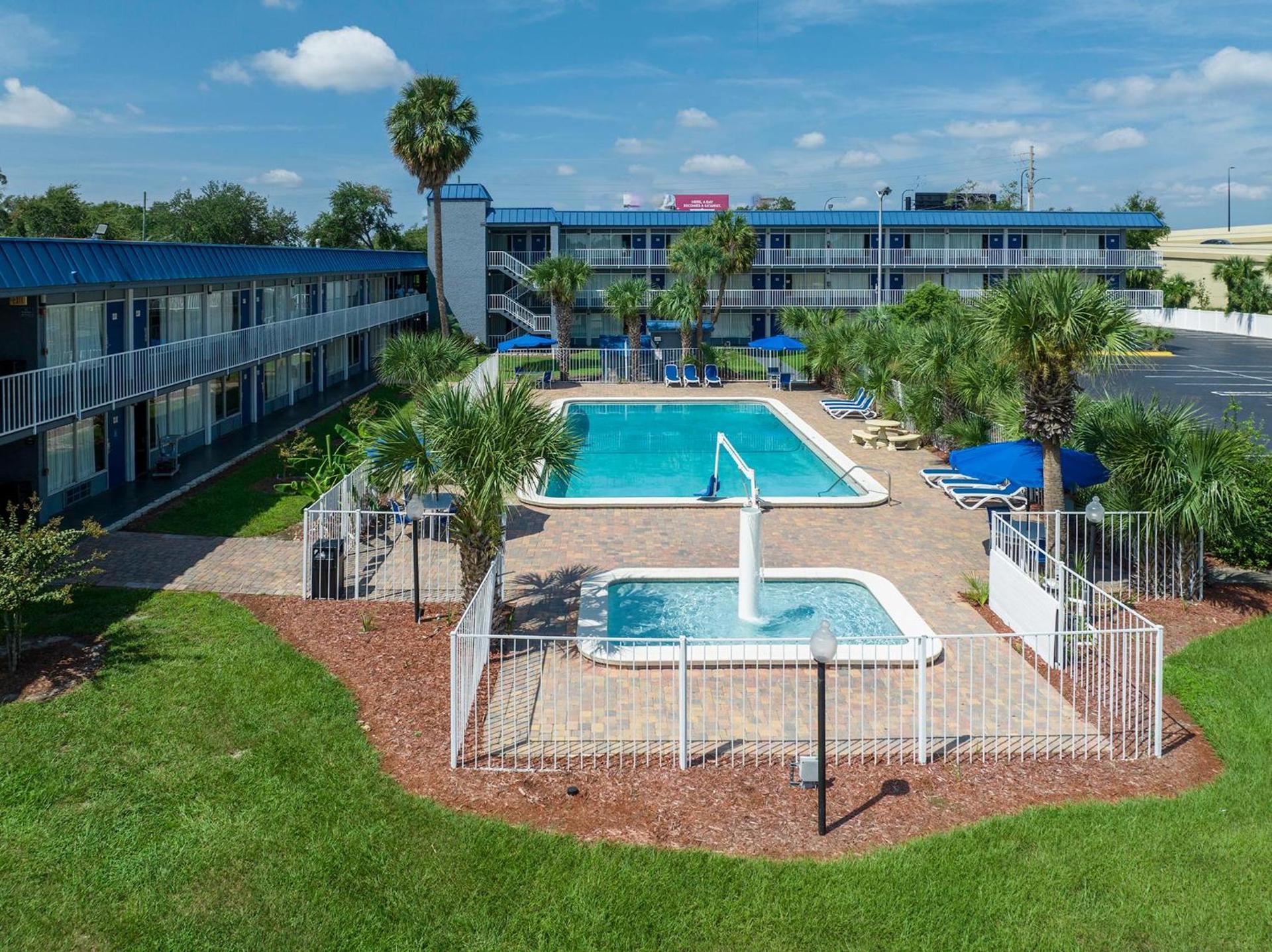 Days Inn by Wyndham Orlando Downtown photo 38