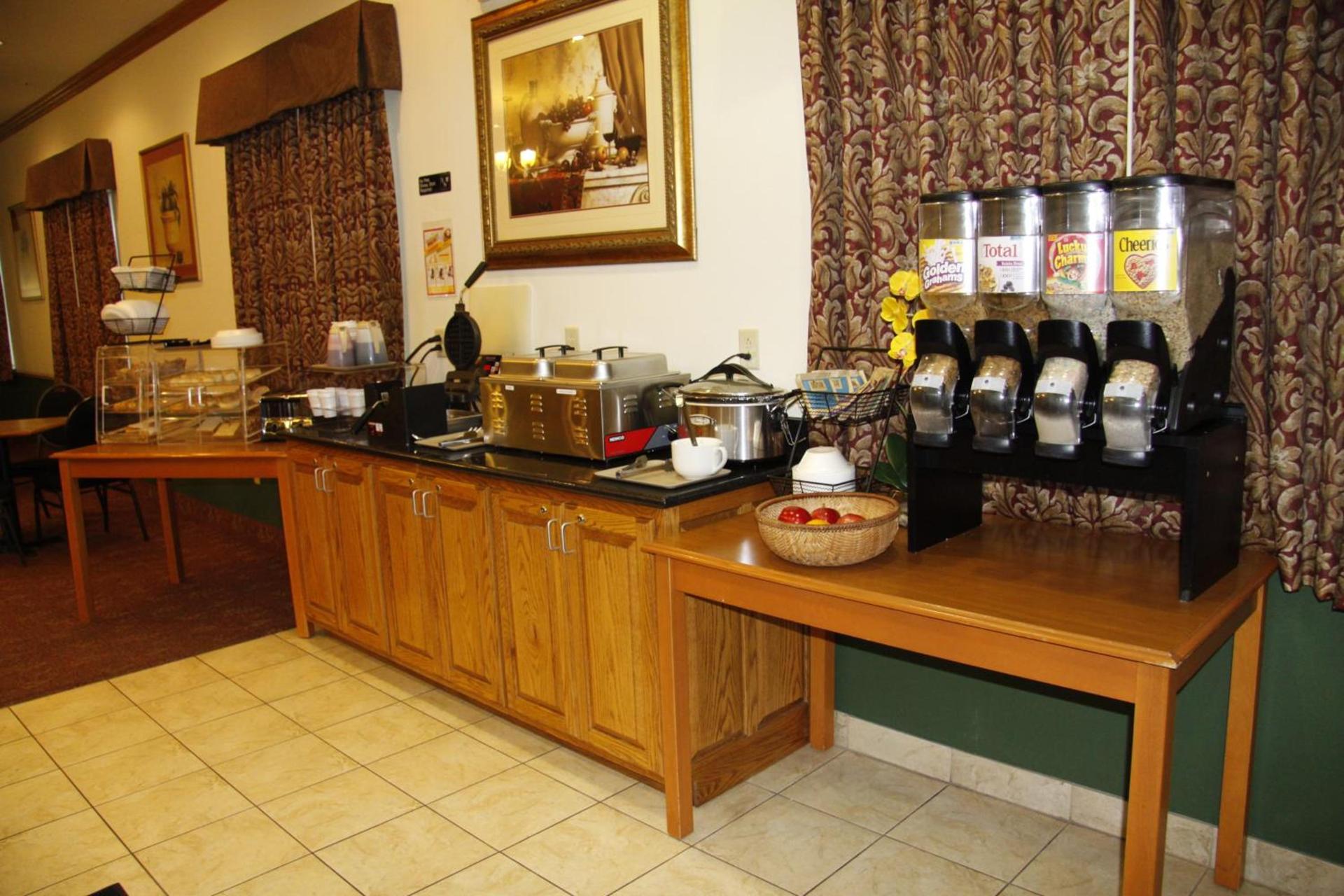 Horizon Inn & Suites photo 29