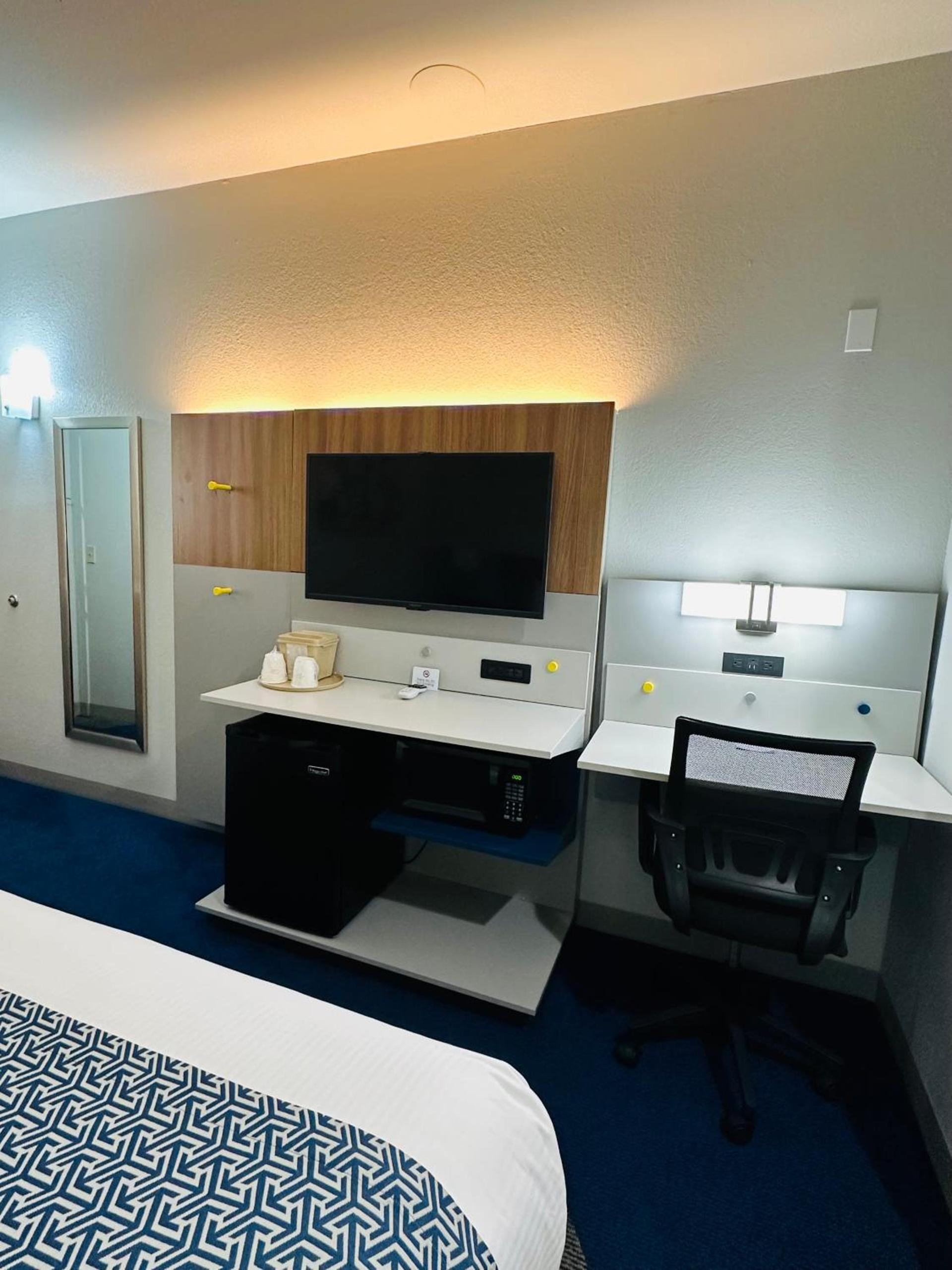 Microtel Inn & Suites by Wyndham of Houma photo 45