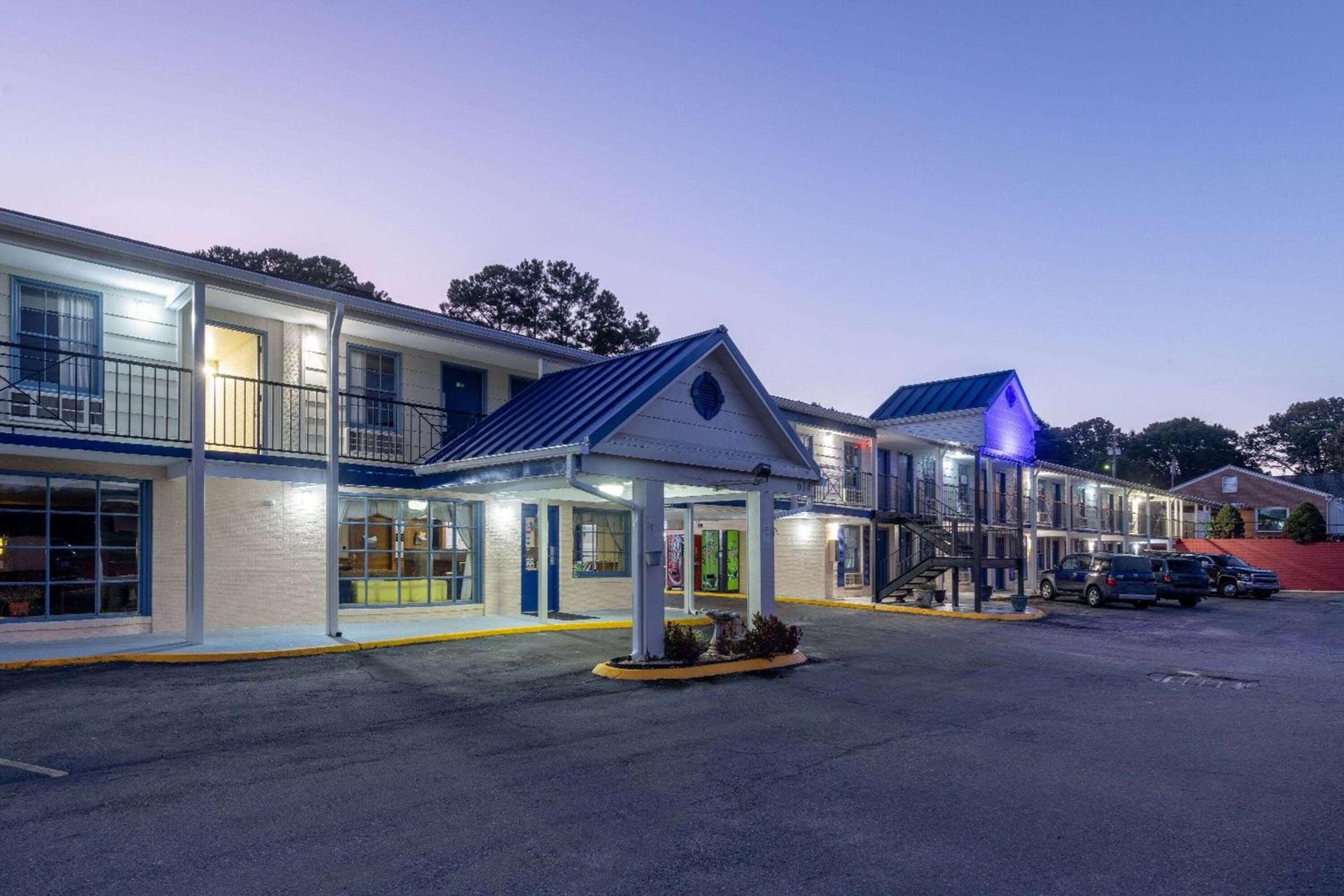 Days Inn by Wyndham Lincolnton photo 4