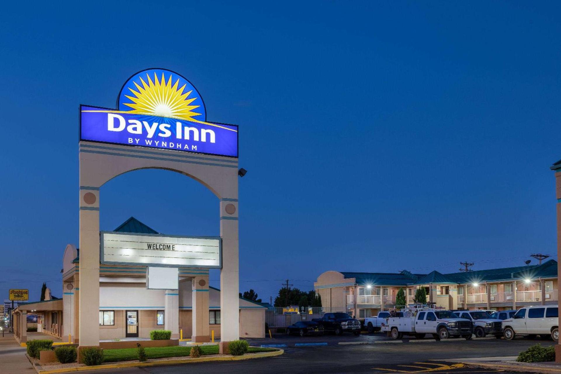 Days Inn by Wyndham Roswell photo 6