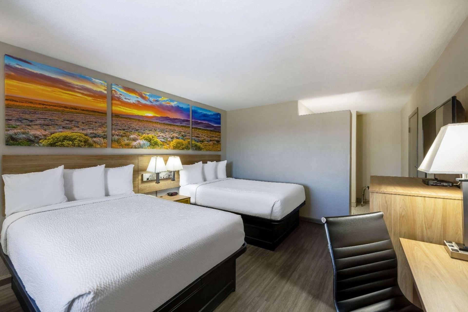 Days Inn by Wyndham Roswell photo 17