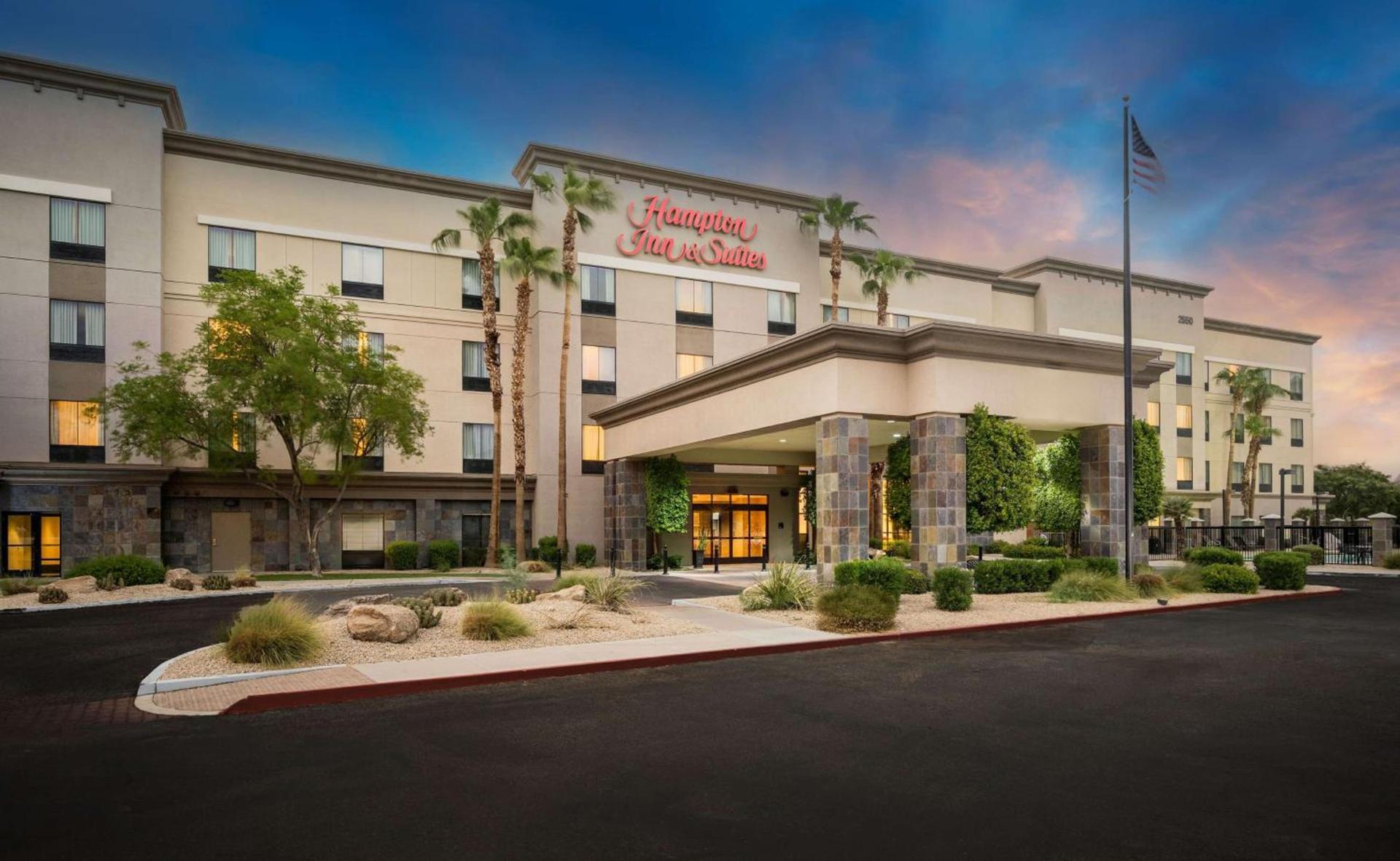 Hampton Inn & Suites Phoenix North/Happy Valley photo 1
