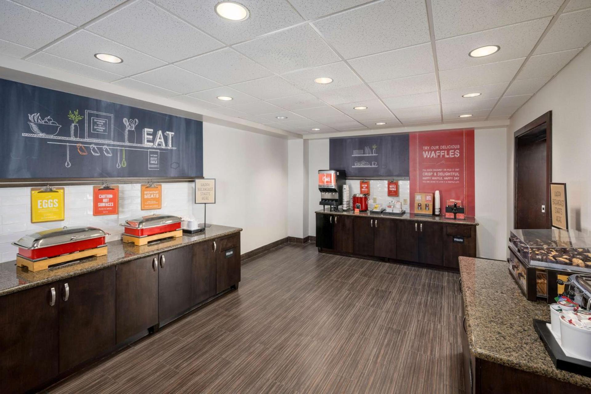 Hampton Inn & Suites Phoenix North/Happy Valley photo 7