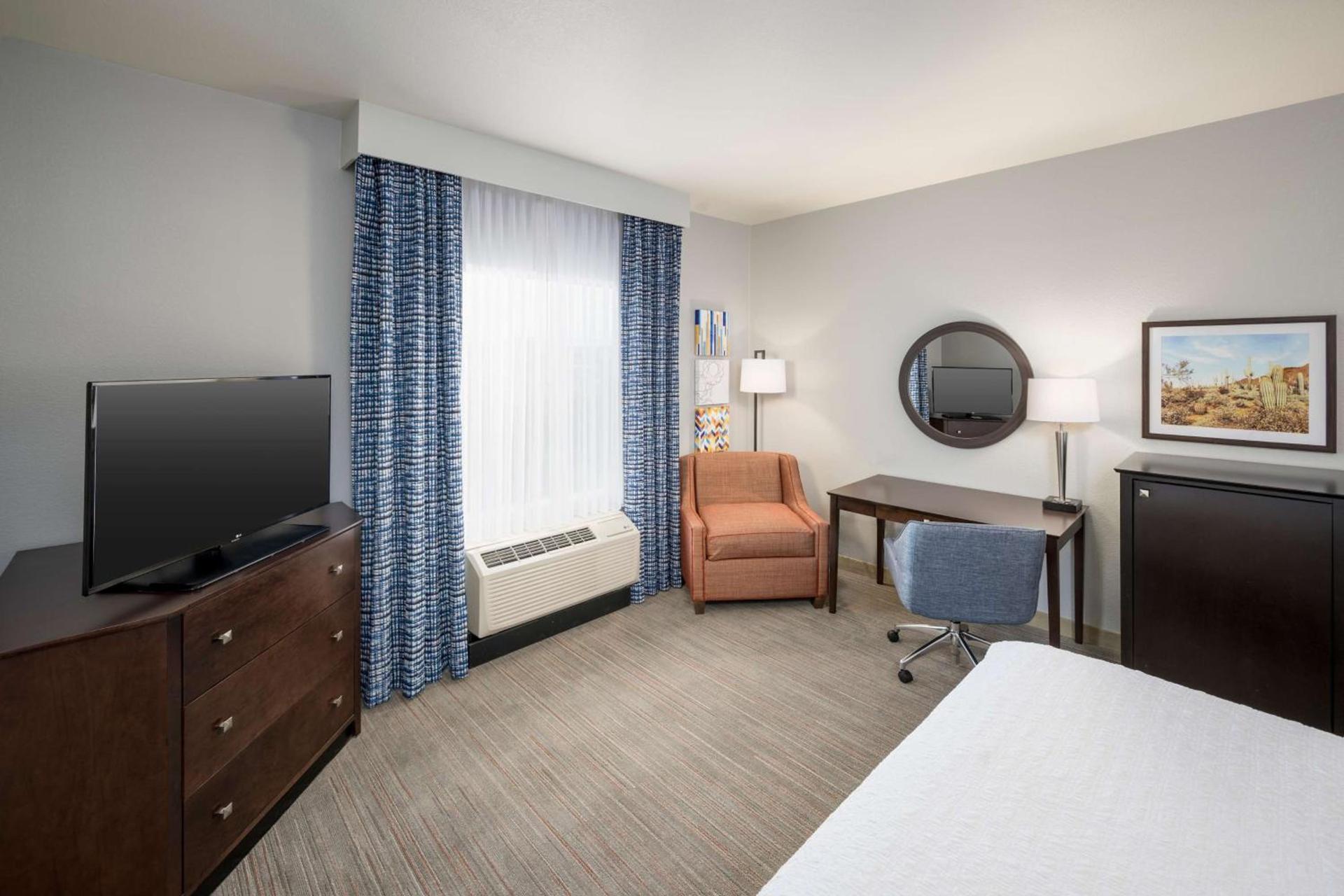 Hampton Inn & Suites Phoenix North/Happy Valley photo 20