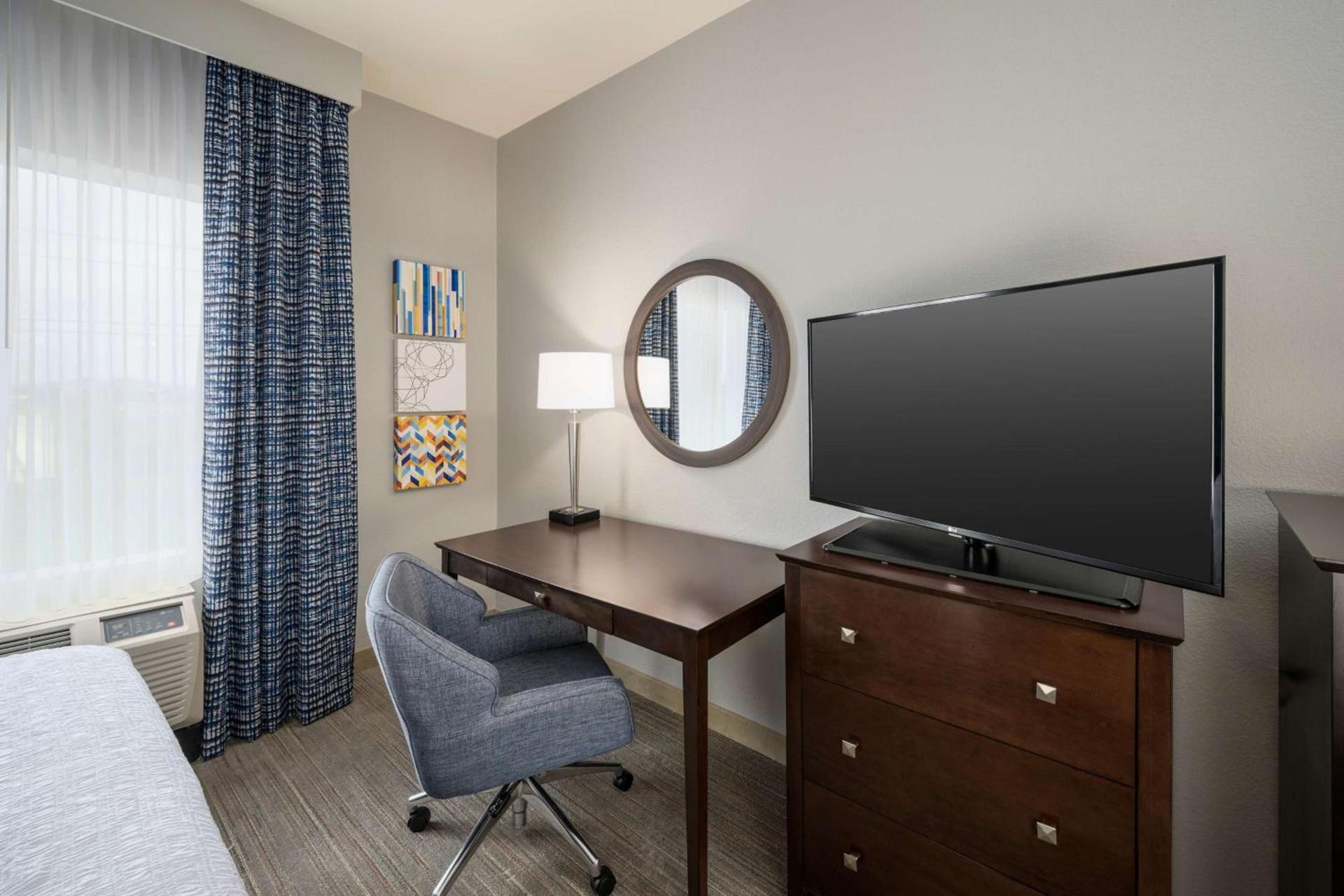 Hampton Inn & Suites Phoenix North/Happy Valley photo 25