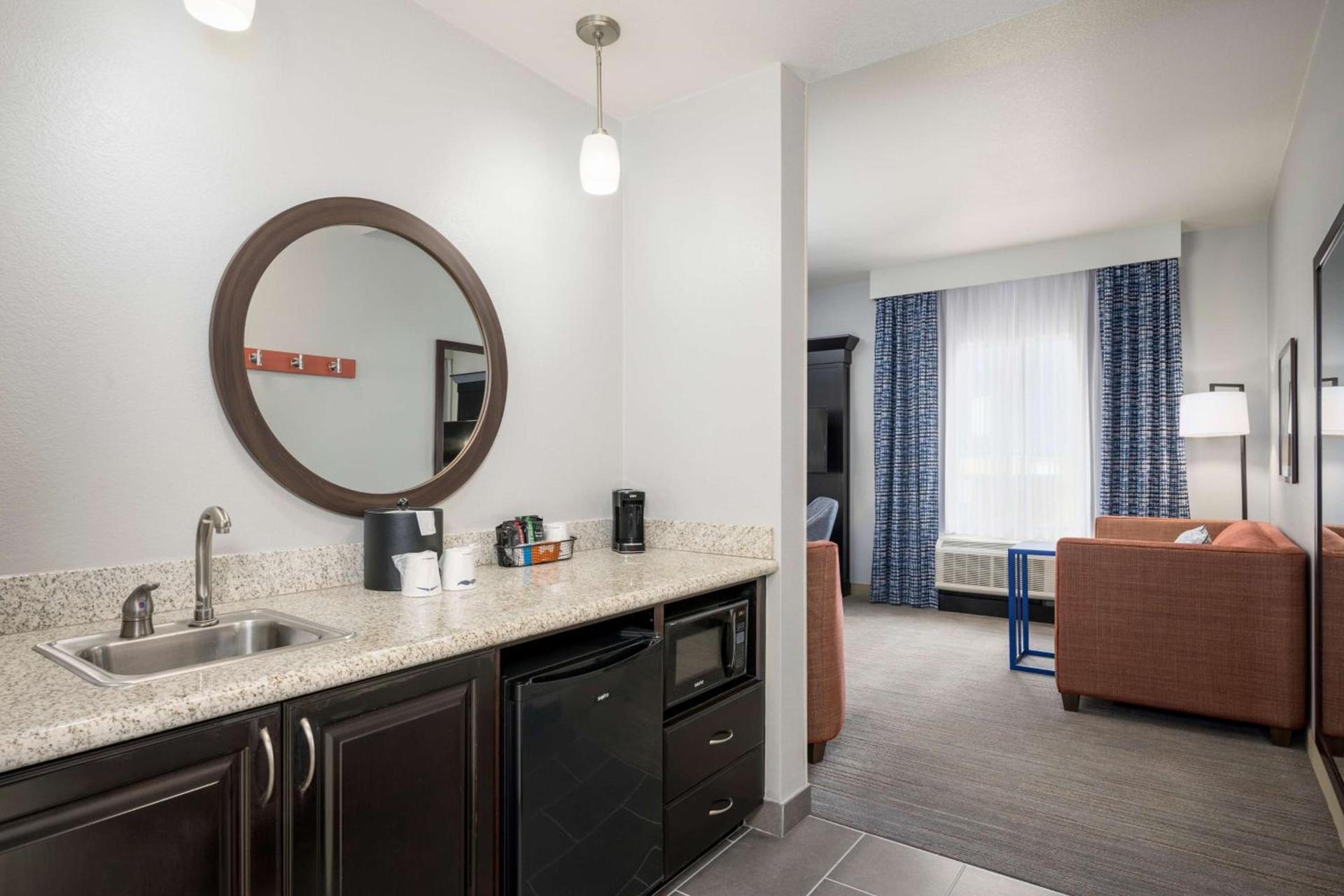 Hampton Inn & Suites Phoenix North/Happy Valley photo 29