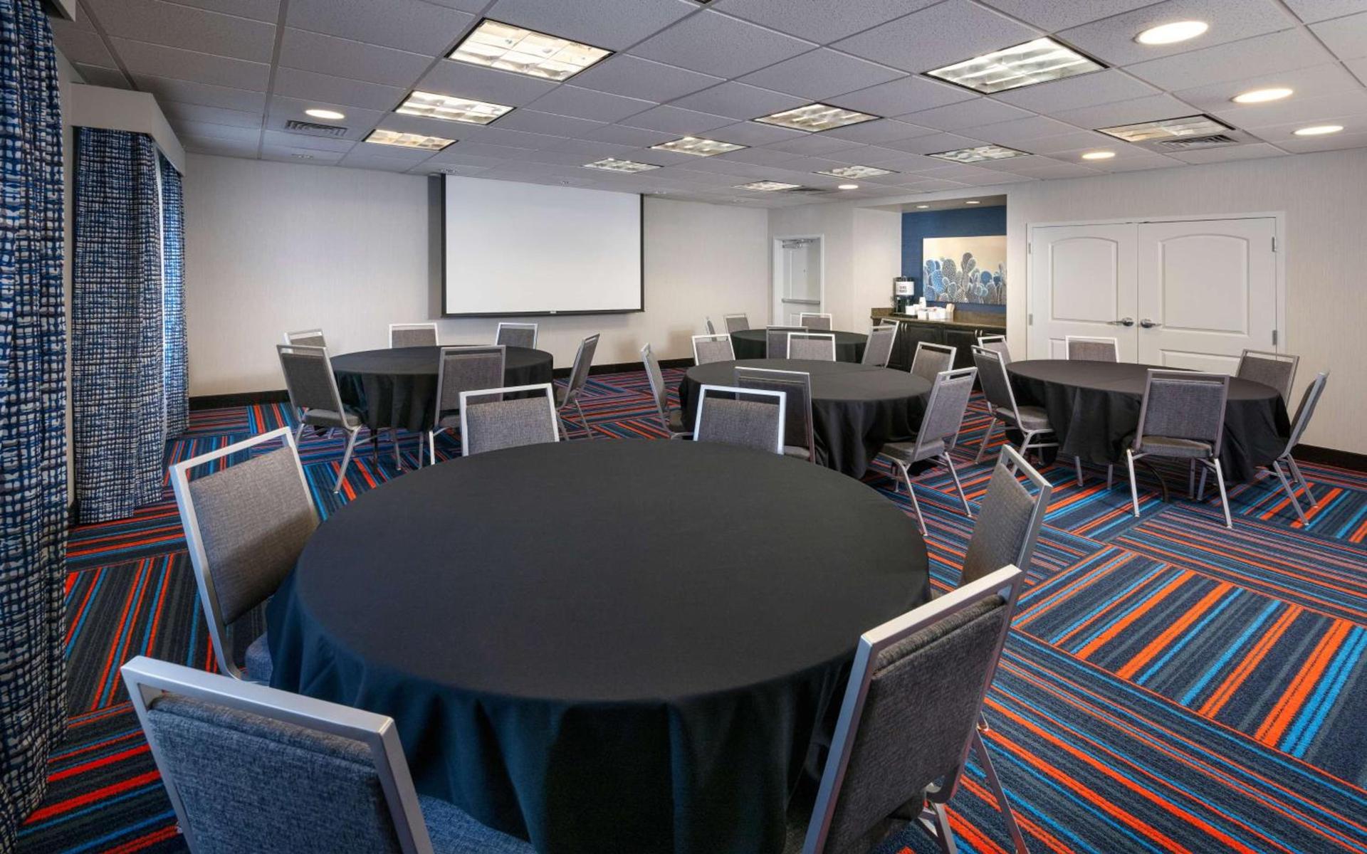 Hampton Inn & Suites Phoenix North/Happy Valley photo 33